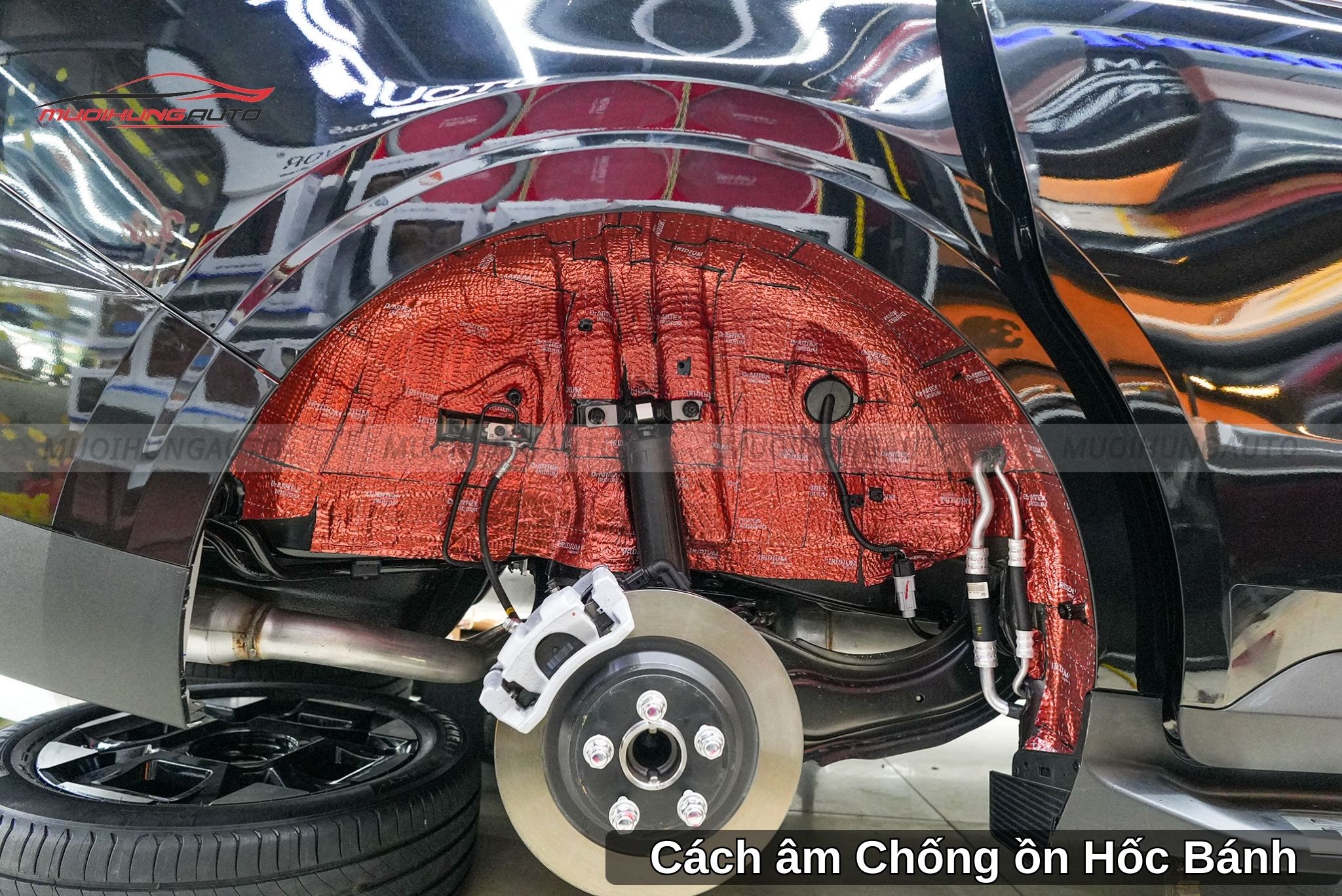 Dán Cách Âm Chống Ồn Cho Xe Ô Tô Tại Quận 2