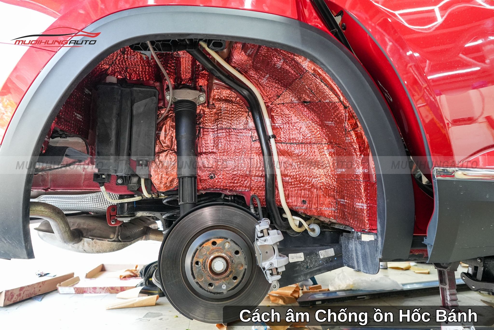 Dán Cách Âm Chống Ồn Cho Xe Ô Tô Tại Quận 7