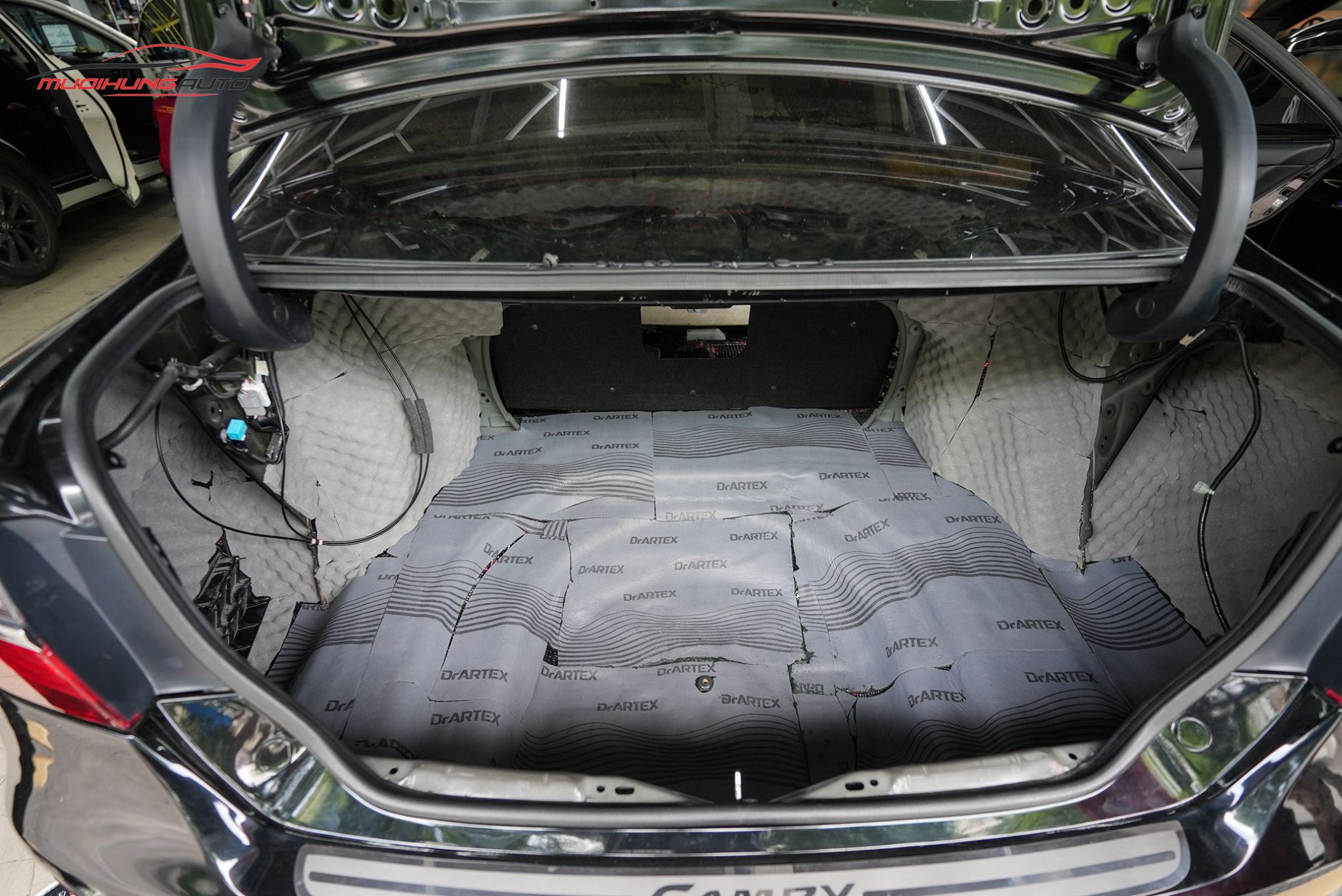 Cách âm cốp xe hơi Toyota Camry 2015