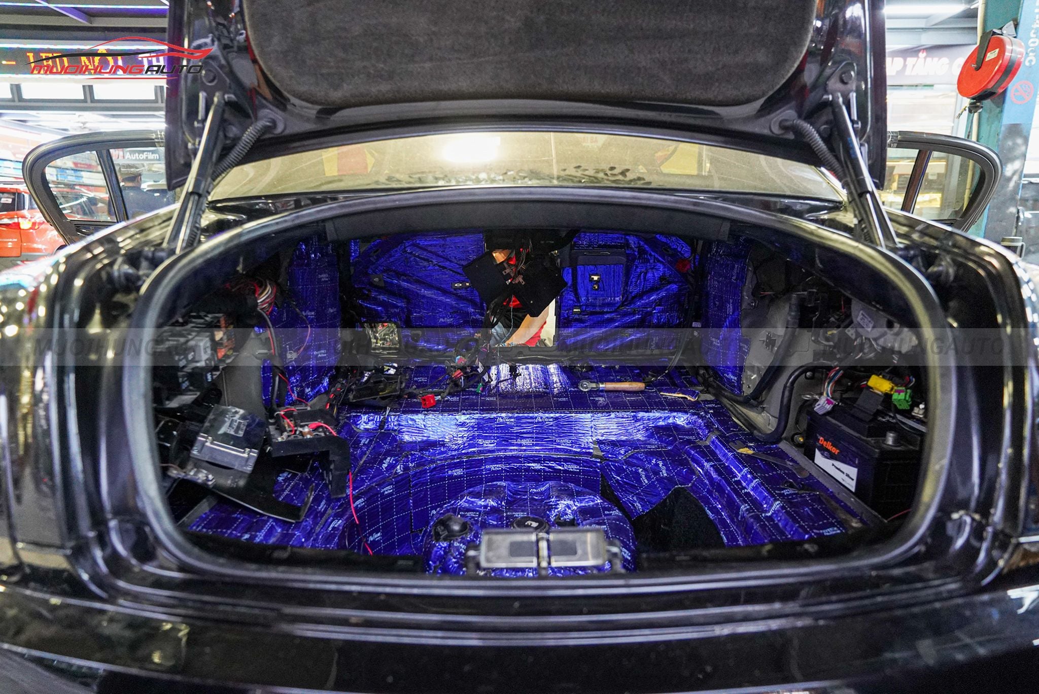 Cách âm cốp xe Toyota Camry 2008