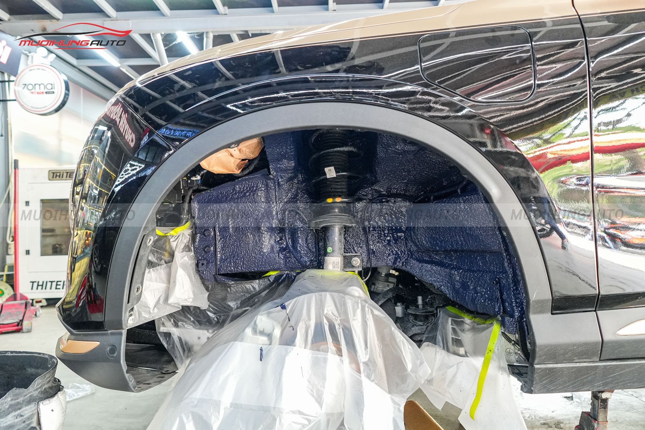 Cách âm hốc bánh cho Vinfast VF8 2024