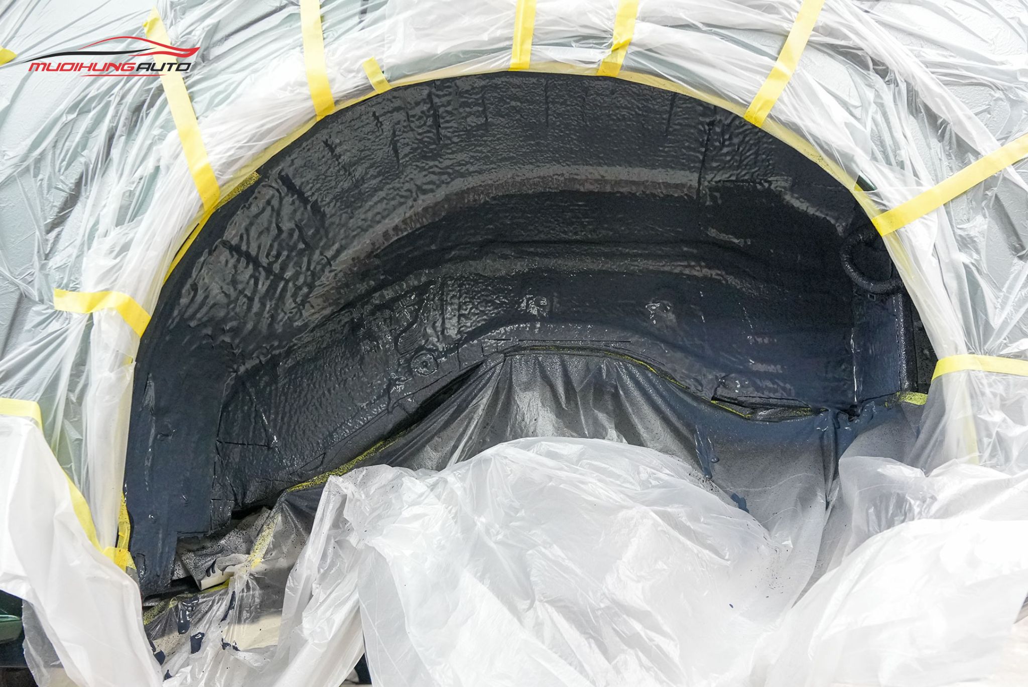 Cách âm hốc bánh cho Vinfast VF9 2024