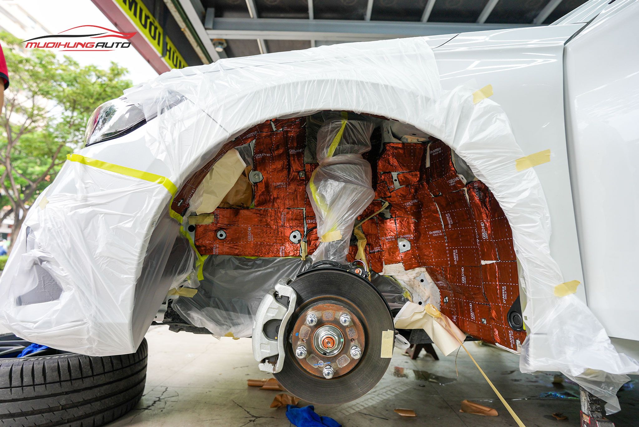 Cách âm hốc bánh cho xe Honda Civic 2023