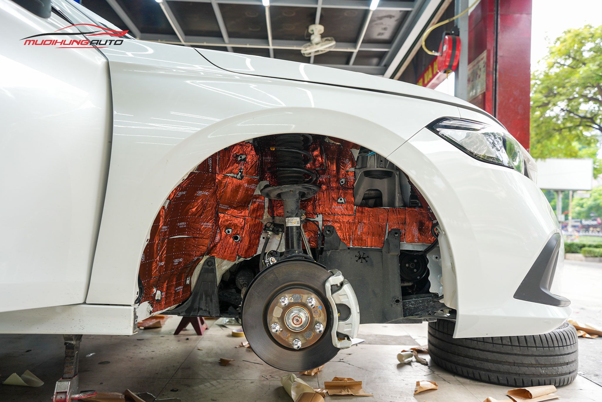 Cách âm hốc bánh Honda Civic 2023