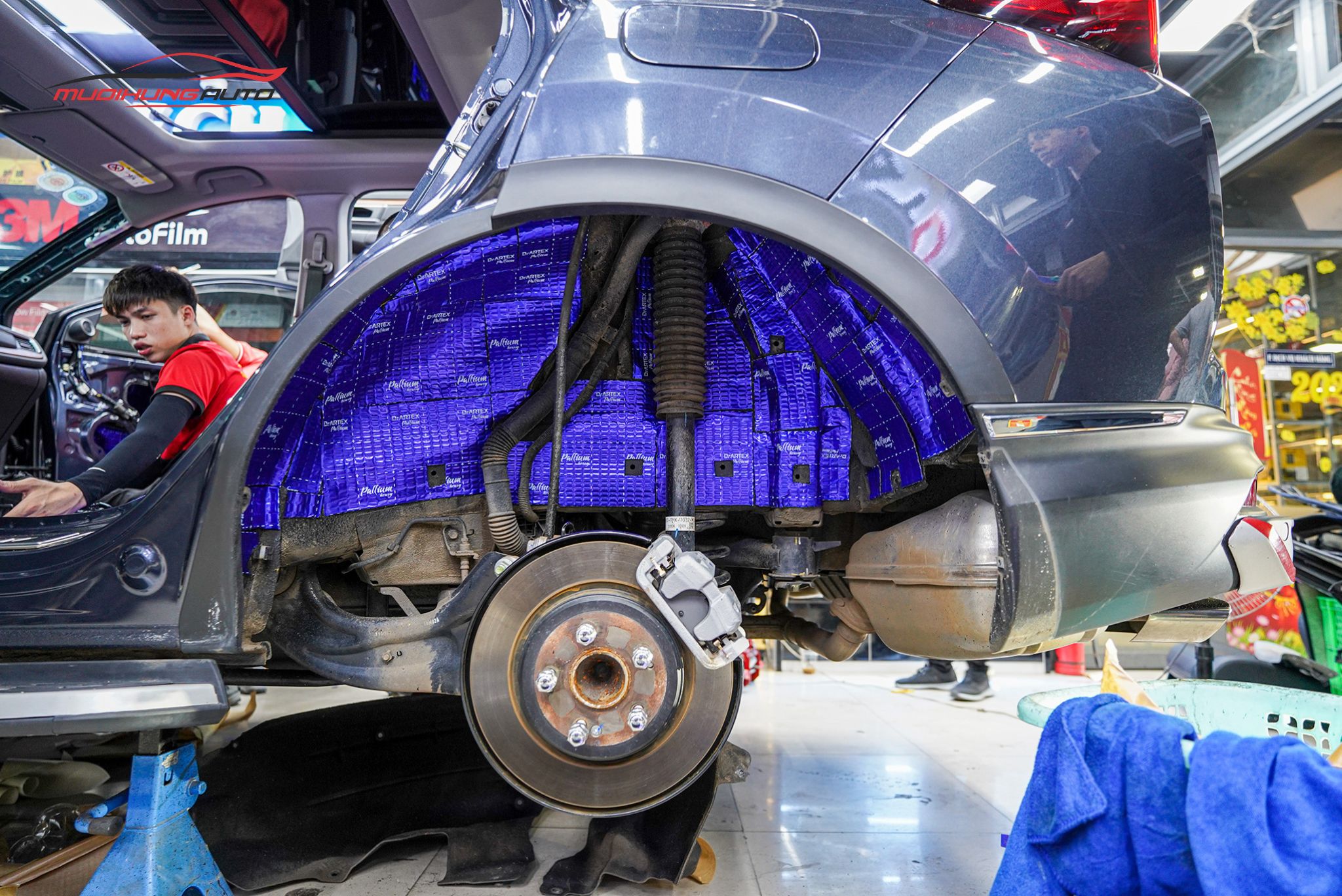 Cách âm hốc bánh Honda CRV 2023