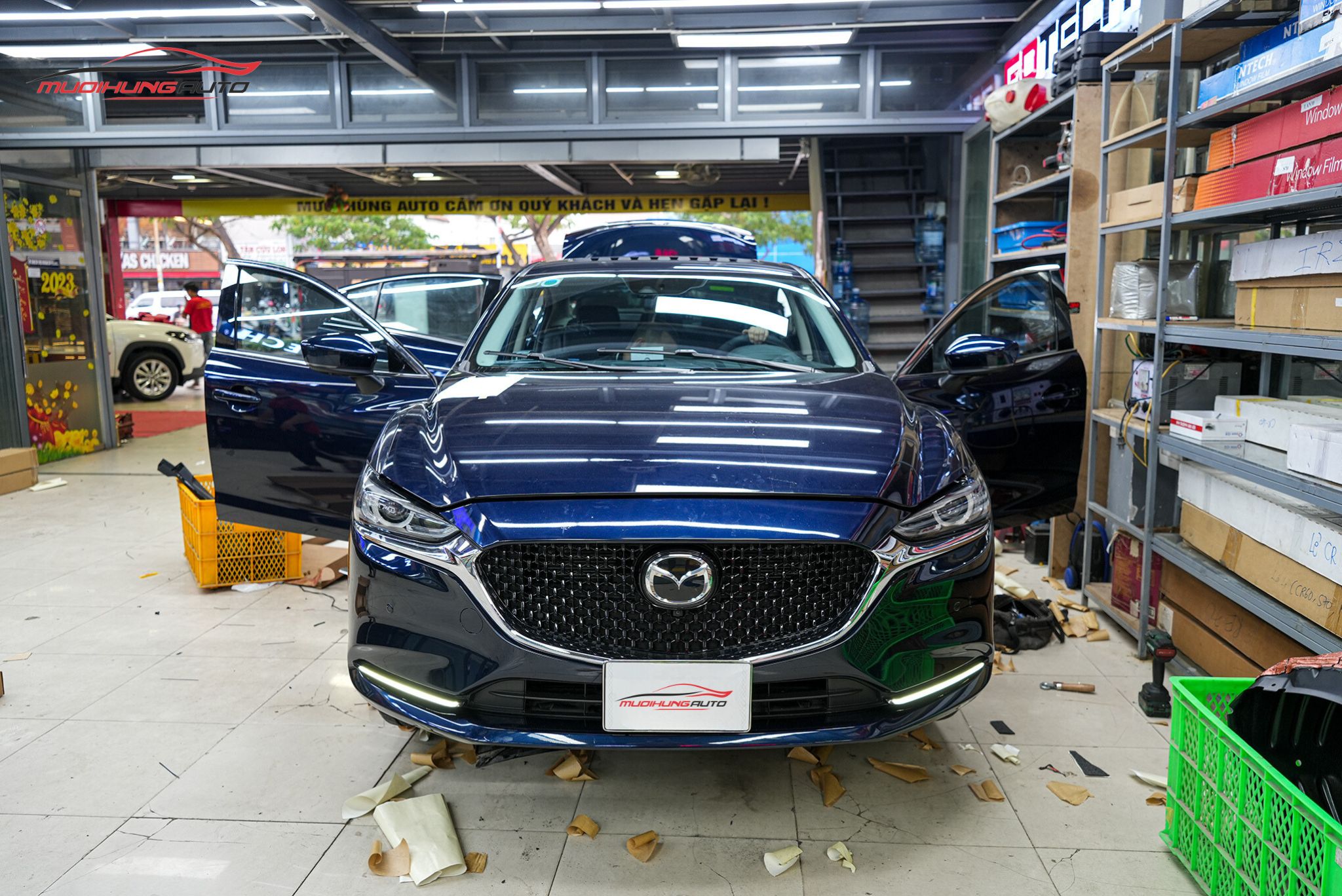 Cách âm hốc bánh Mazda 6 2023
