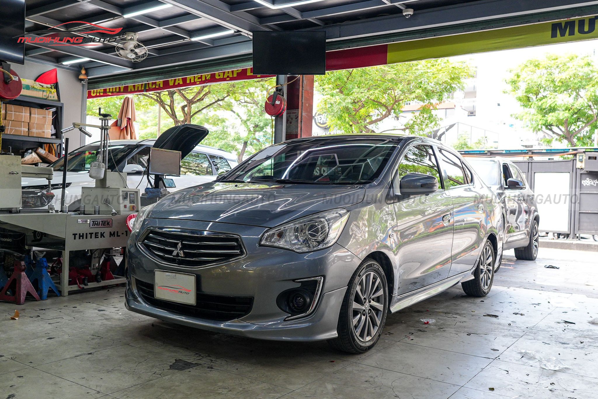 Cách âm hốc bánh Mitsubishi Attrage 2016