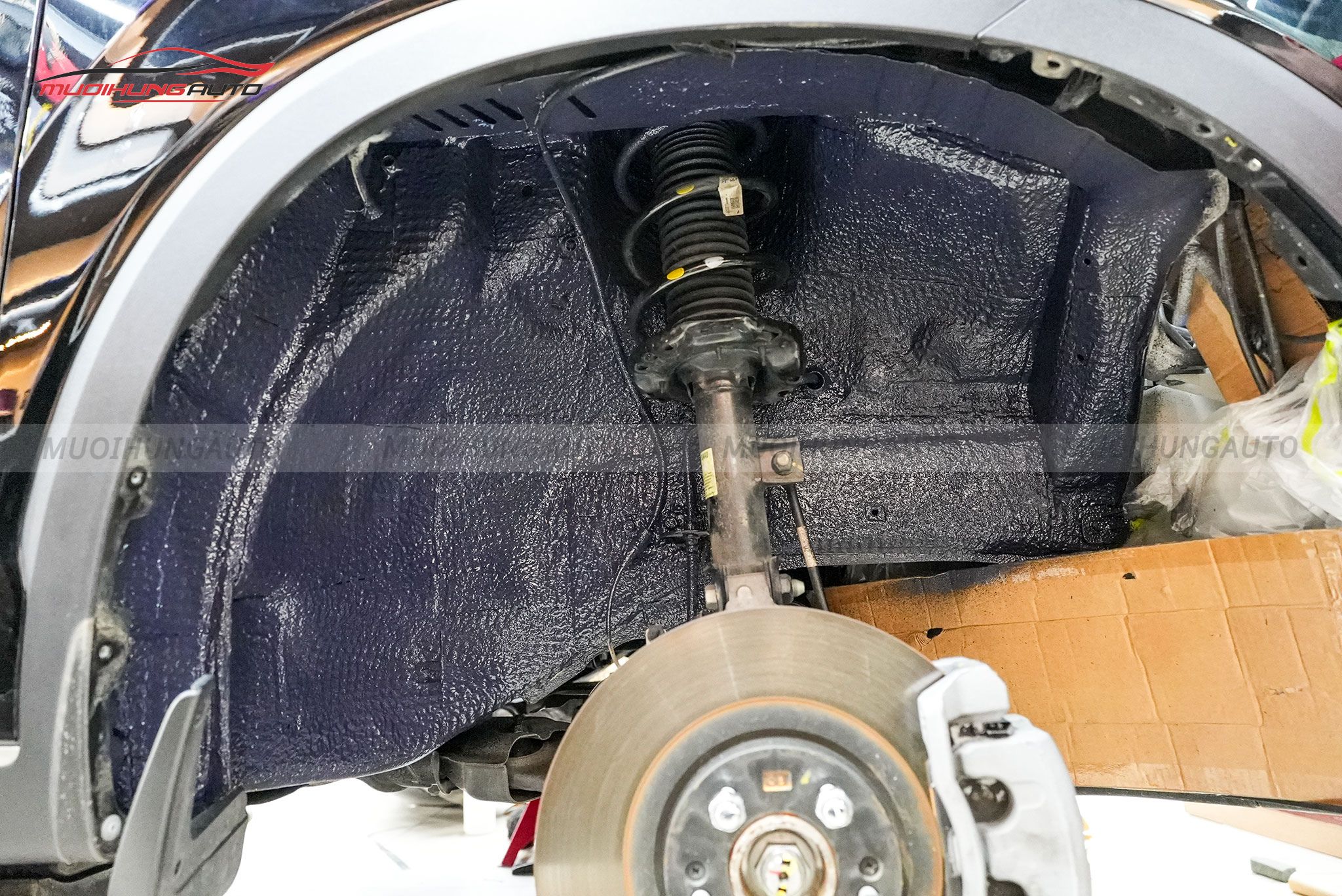 Cách âm hốc bánh ô tô Hyundai Palisade 2024