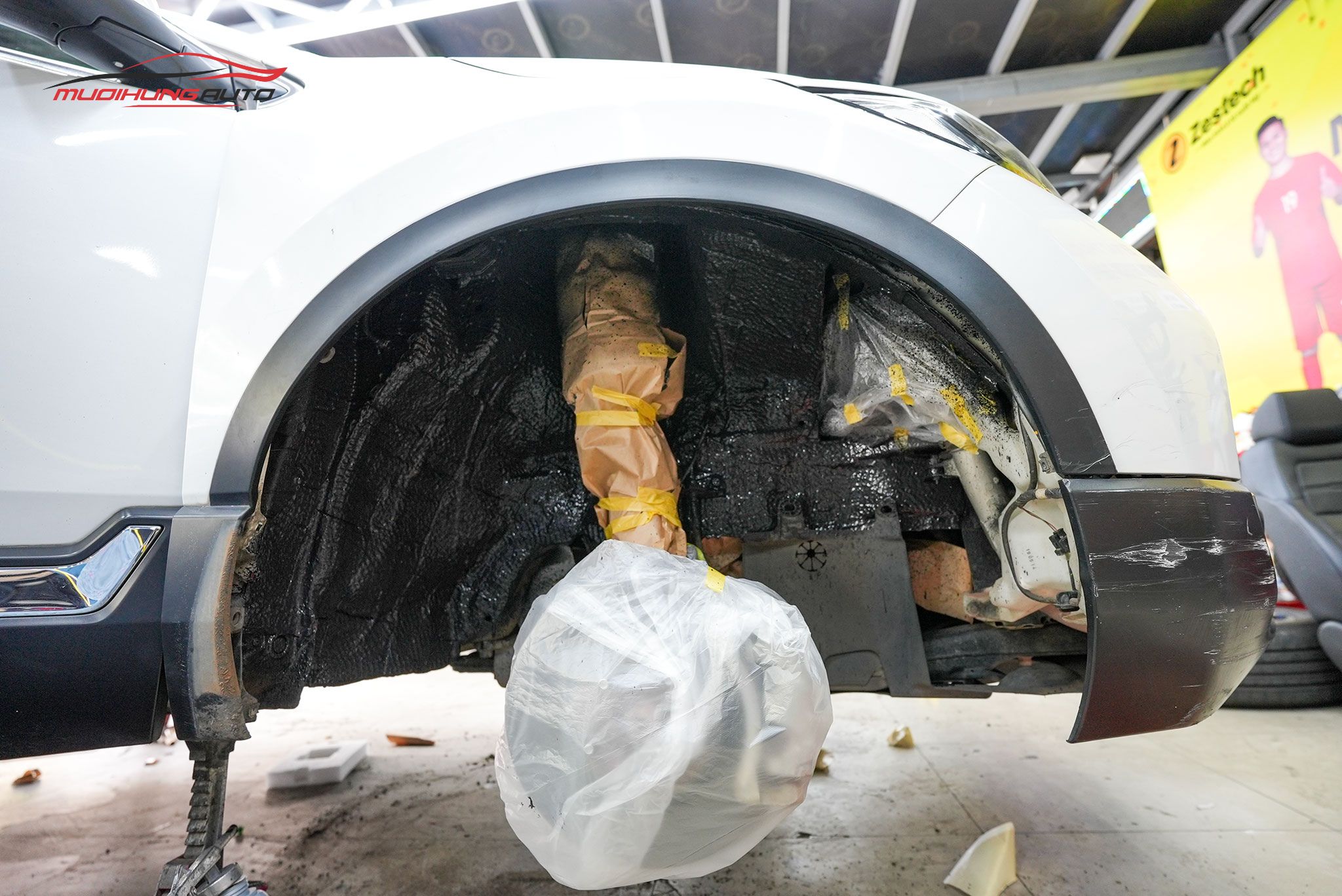 Cách âm hốc bánh xe Honda CRV 2019