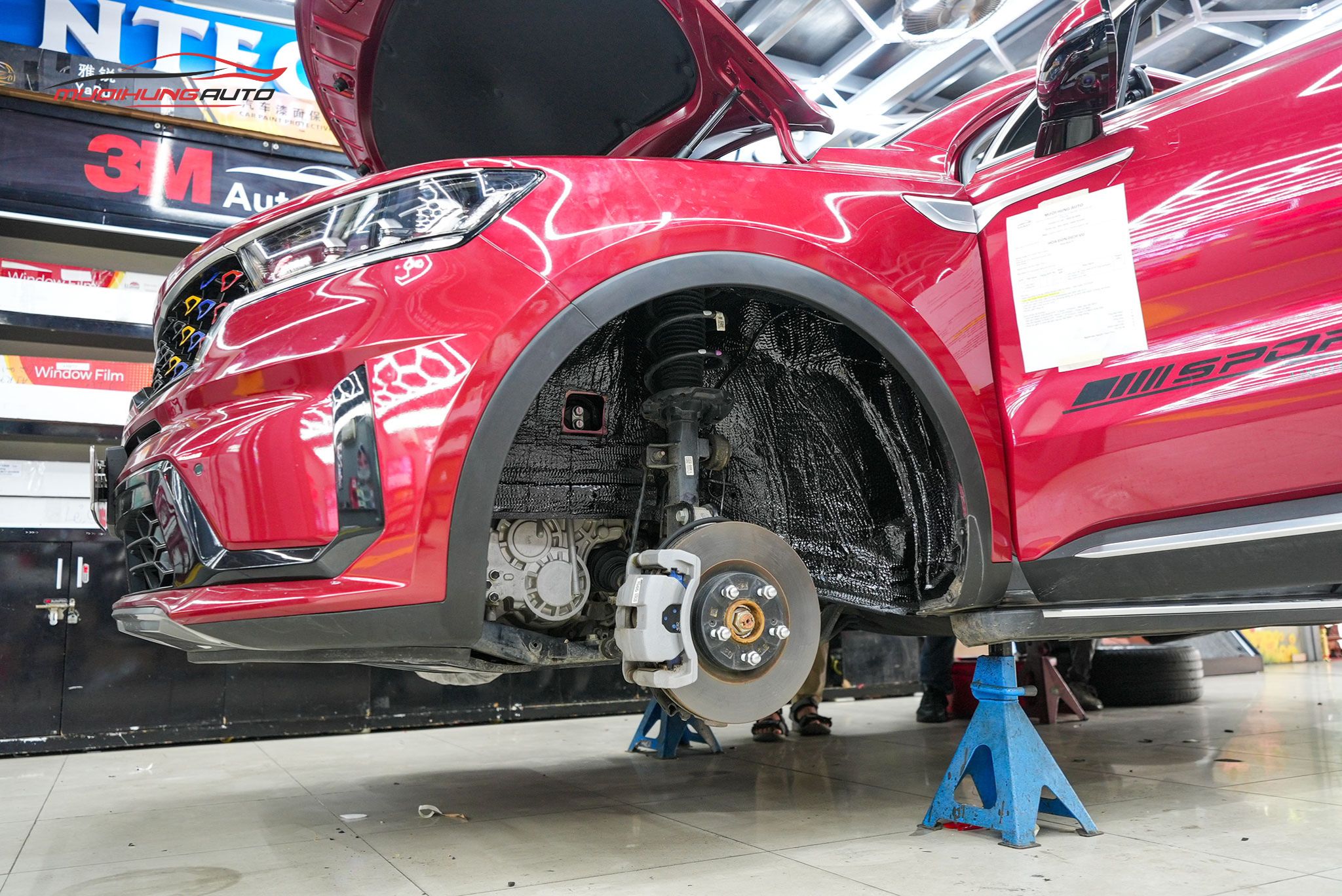 Cách âm hốc bánh xe Kia Sorento 2023