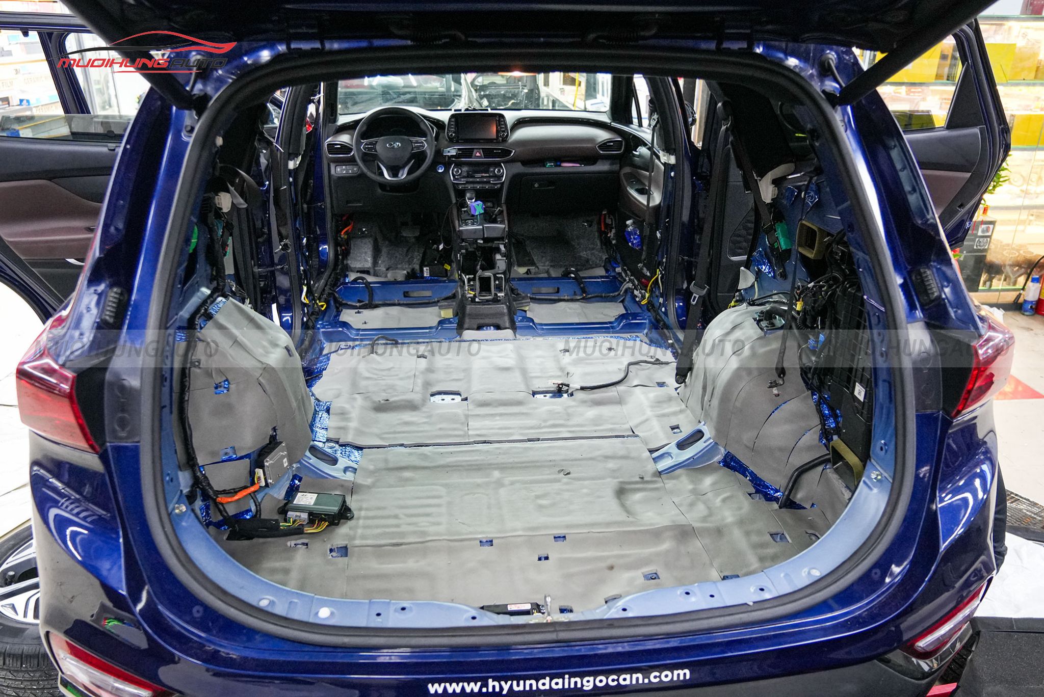 Cách âm sàn xe cho ô tô Hyundai Santafe 2019