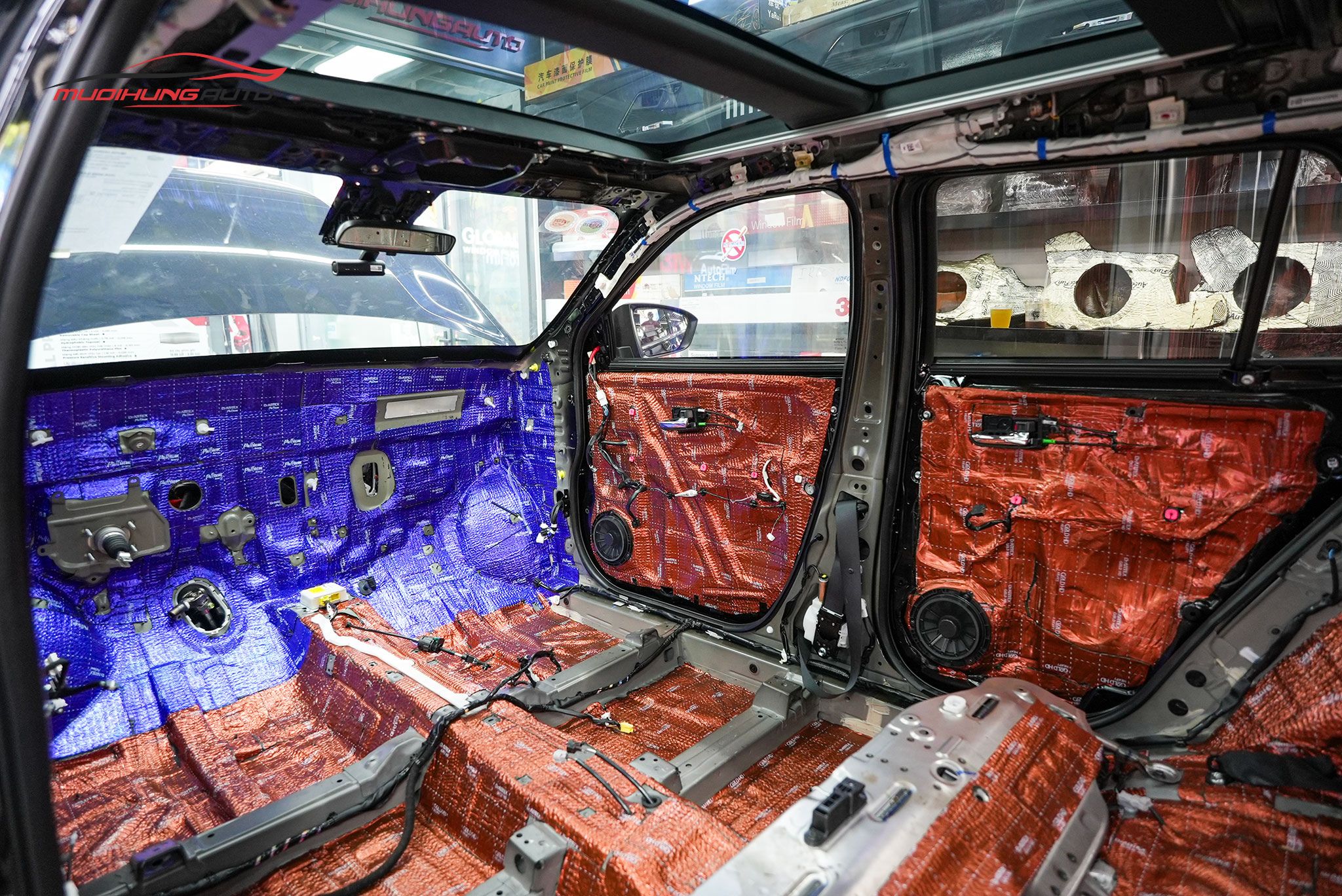 Cách âm sàn xe cho Toyota Yaris Cross 2024