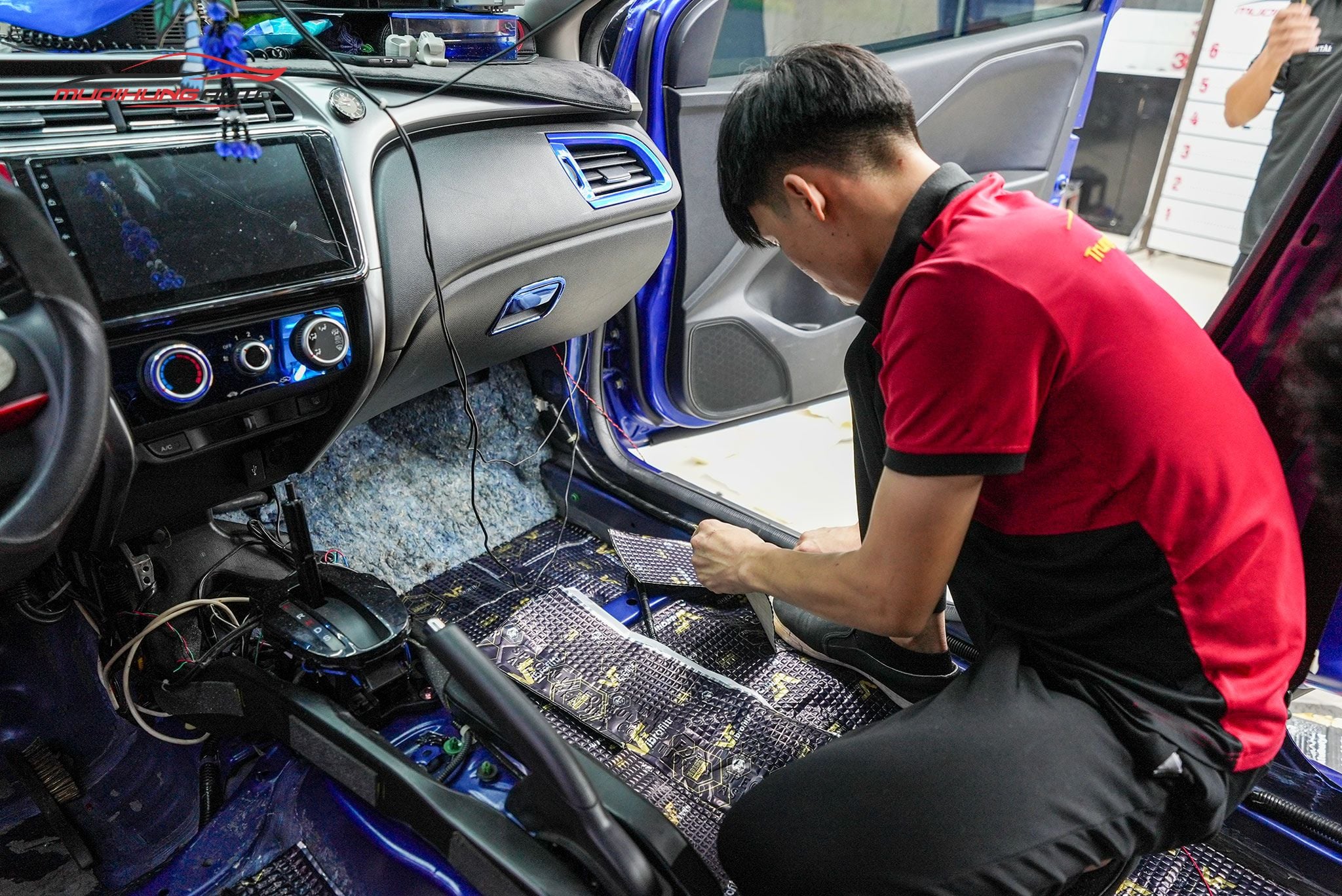 Cách âm sàn xe hơi Honda City 2016