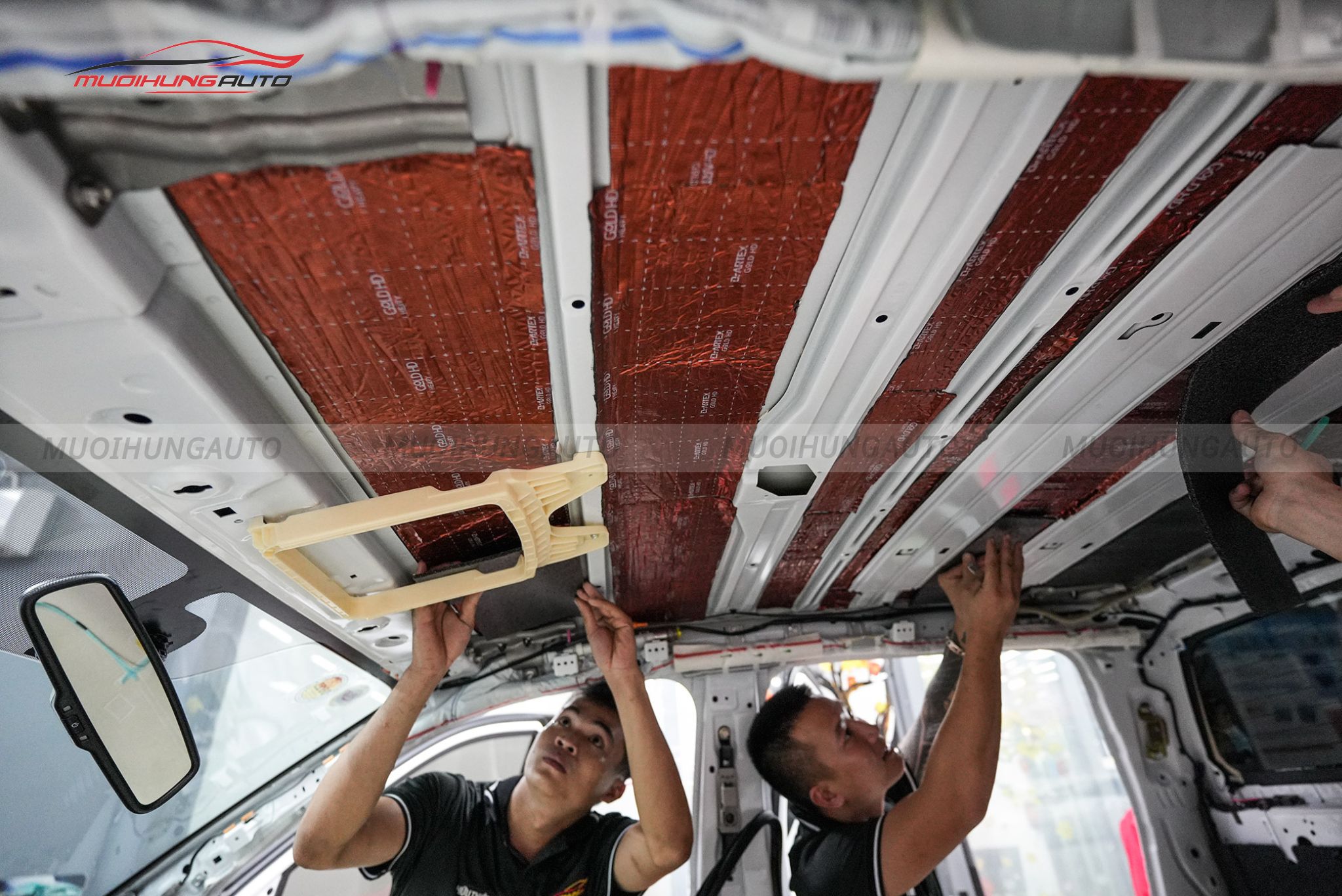 Cách âm trần xe cho Toyota Camry 2014