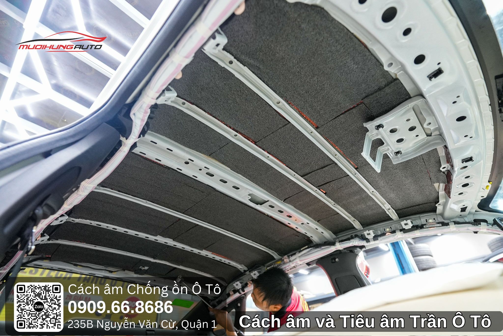 Cách âm và tiêu âm trần ô tô 7 chỗ