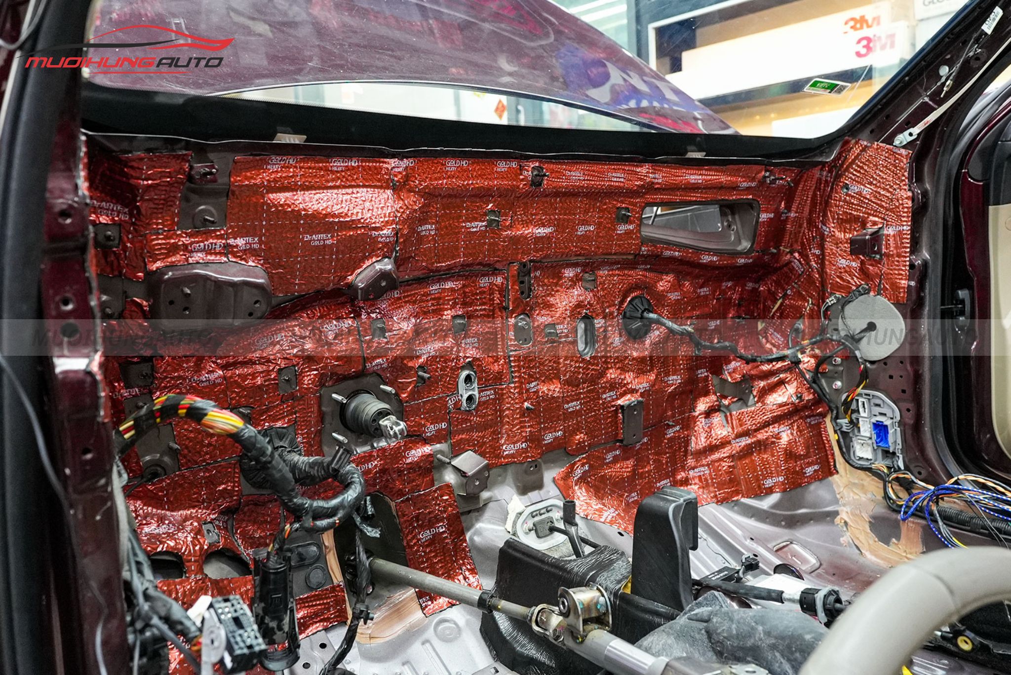 Cách âm vách ngăn khoang máy cho xe Vinfast Minio Green