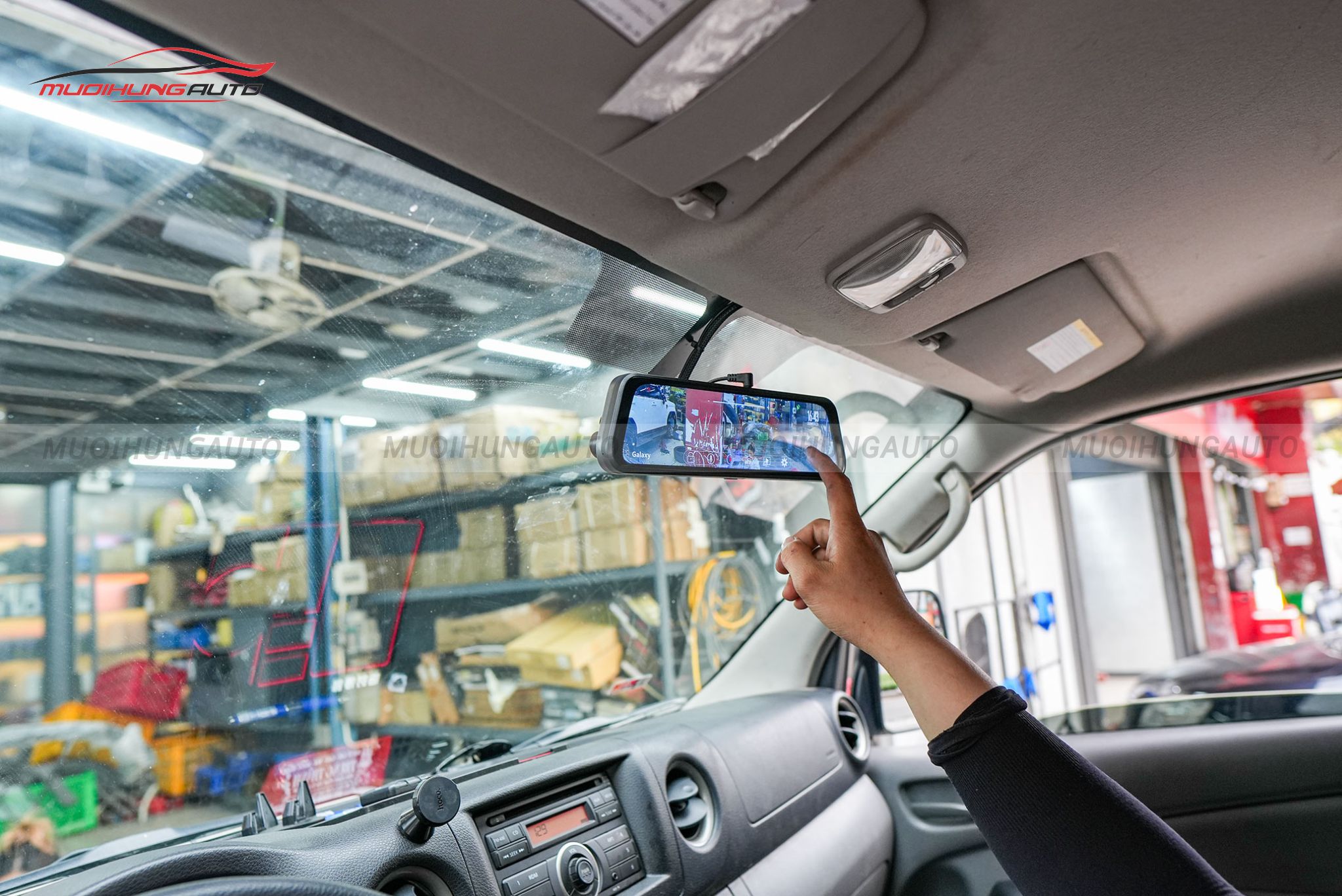 Camera hành trình gương điện tử Galaxy S 4K ô tô Nissan NV350 2024