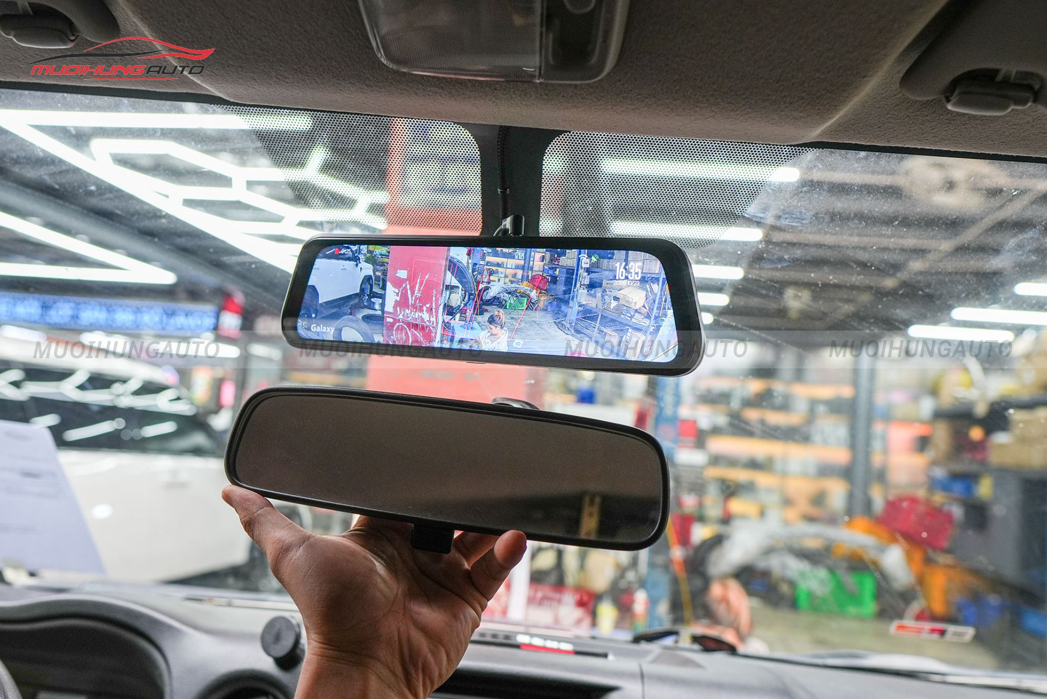 Camera hành trình gương điện tử Galaxy S 4K xe Nissan NV350 2024