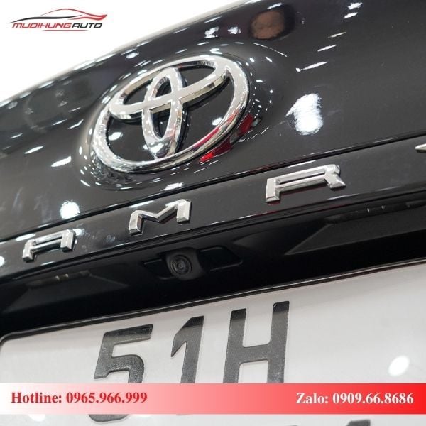 Camera sau xe Toyota Camry 2021