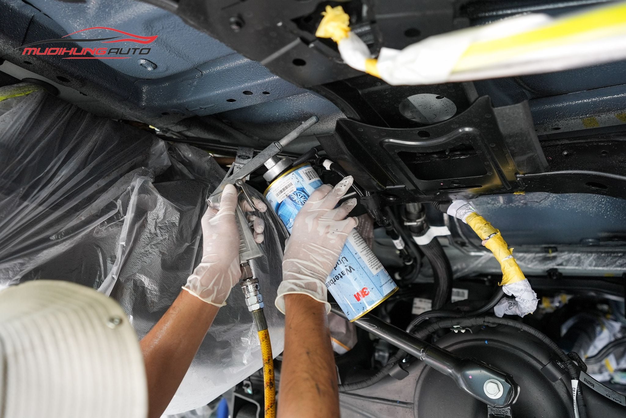 chai xịt phủ gầm 3M