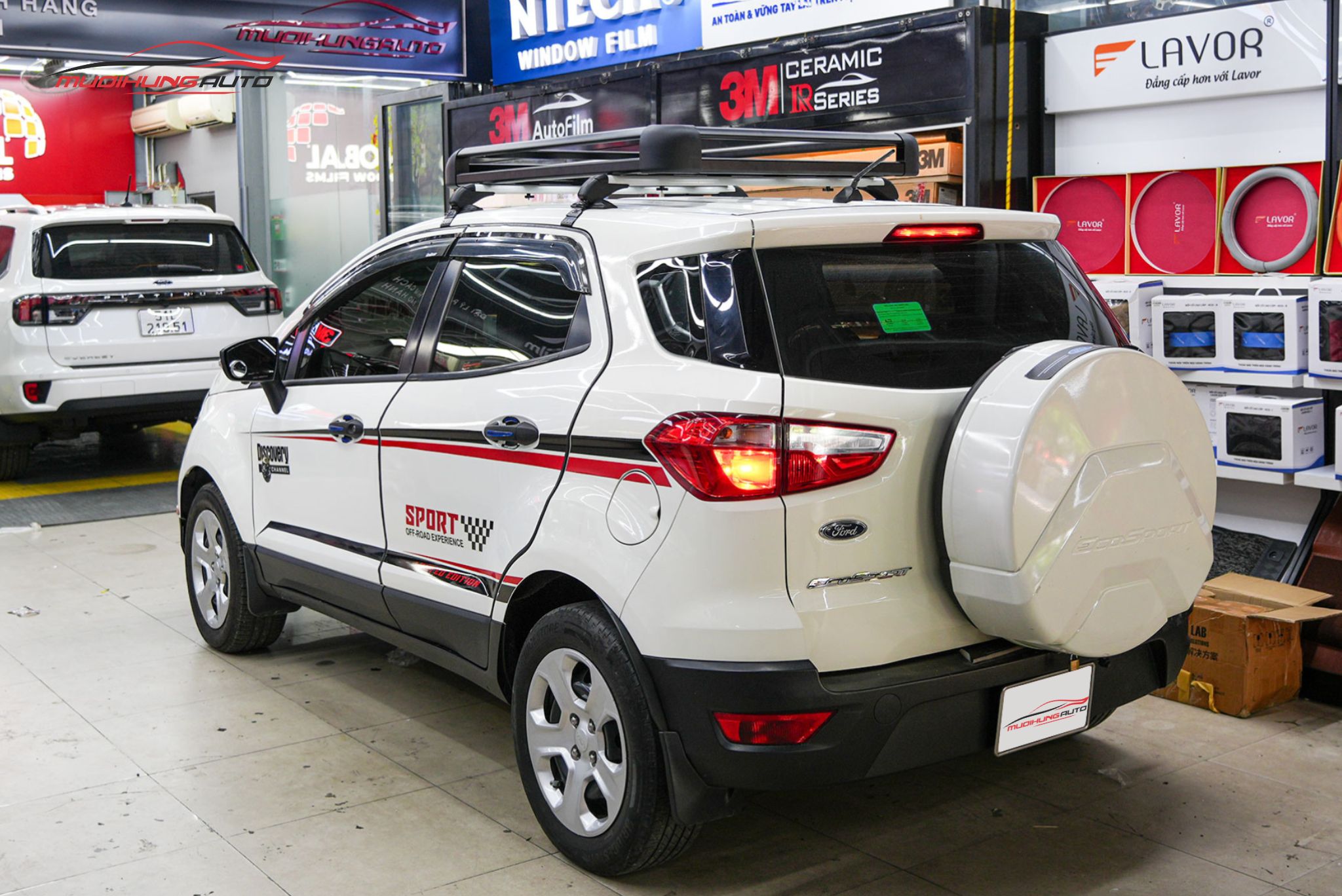 Lắp baga mui Yaki 127cm CP-307 cho ô tô Ford Ecosport 2018