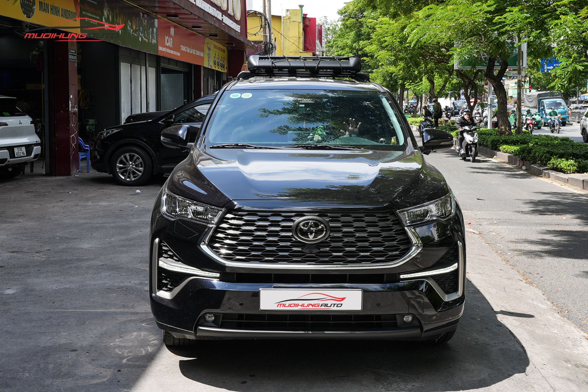 Lắp Baga Mui Yaki 127cm CP-307 Cho Xe Toyota Innova 2024