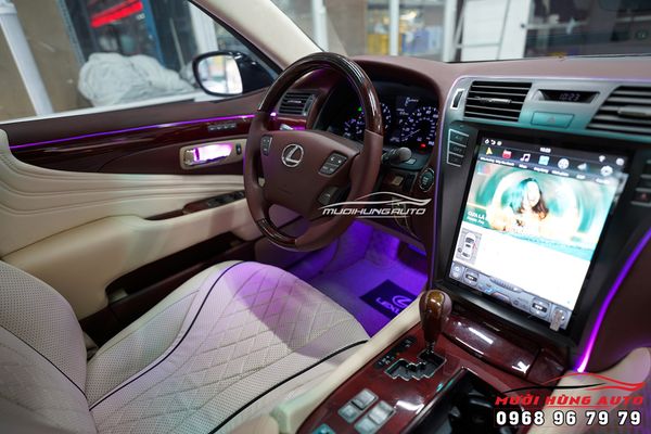 Khoác Lên Xe Lexus LS460L Một Tấm Áo Mới Với Dịch Vụ Độ Nội Thất Sang Chảnh
