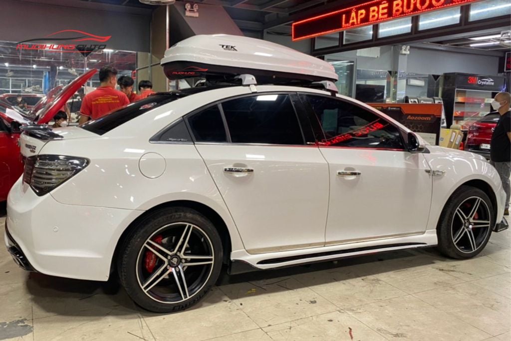 Cốp để đồ nóc xe Chevrolet Cruze