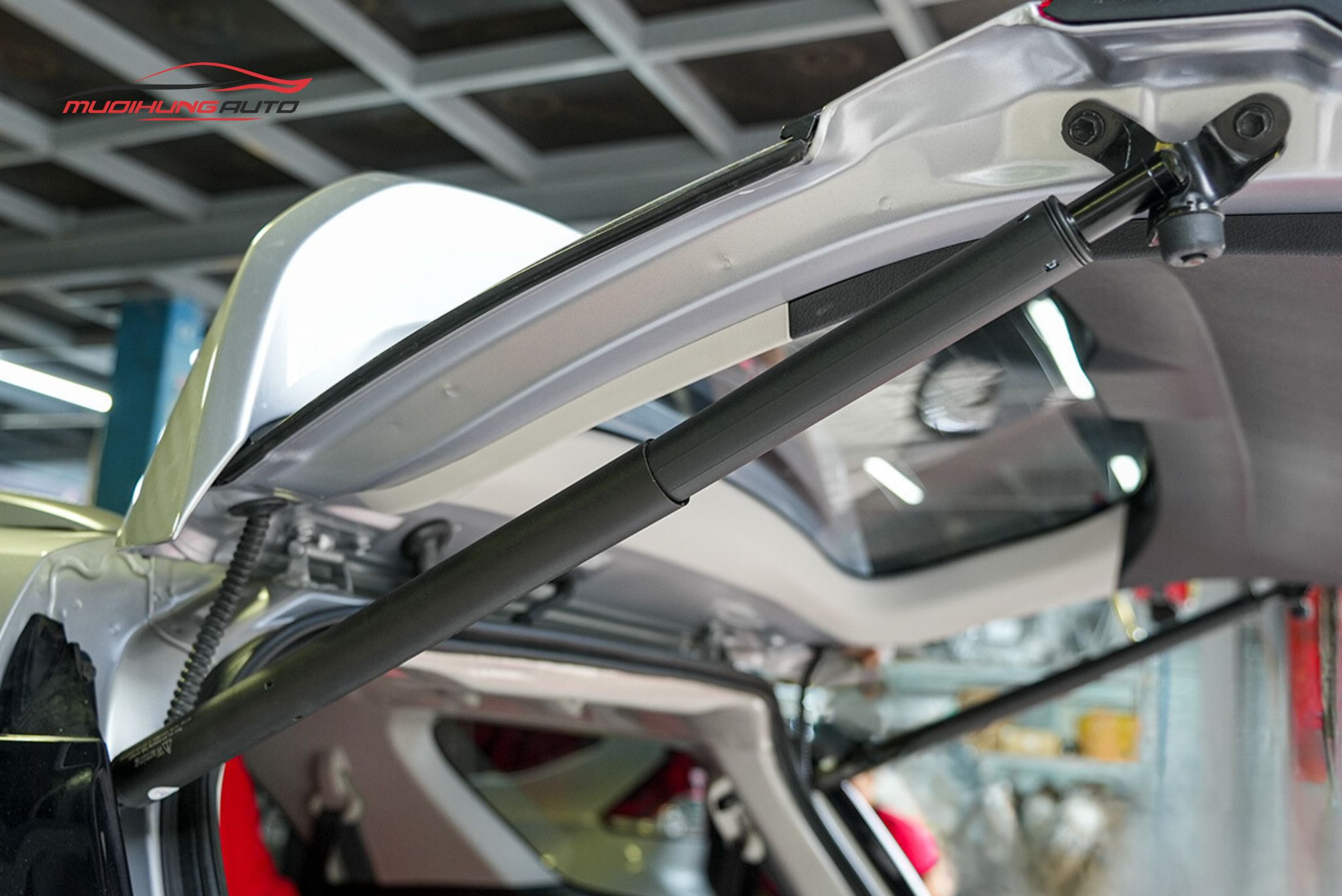 Cốp điện ô tô Mercedes Benz S400