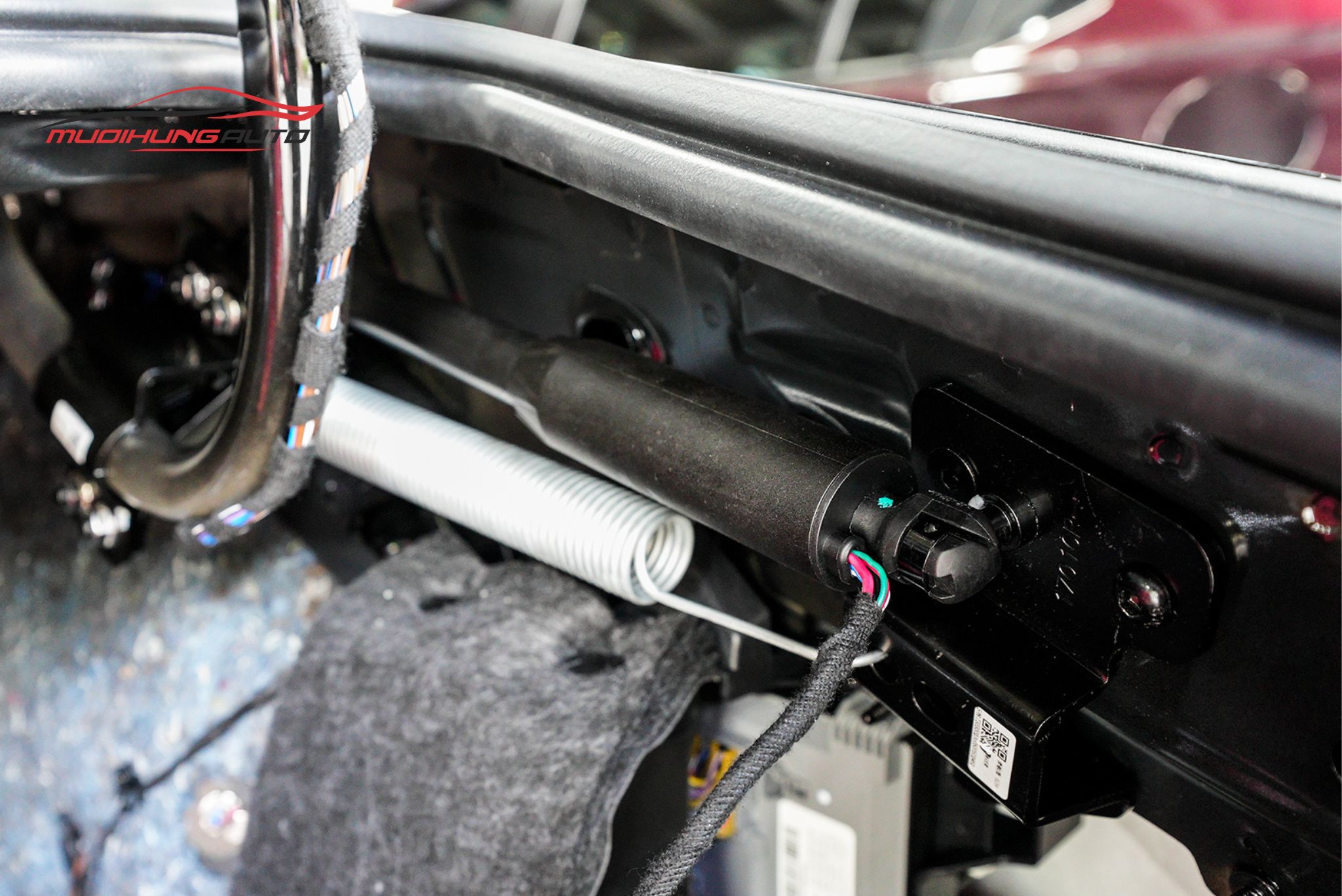 Cốp điện ô tô Mercedes E Class