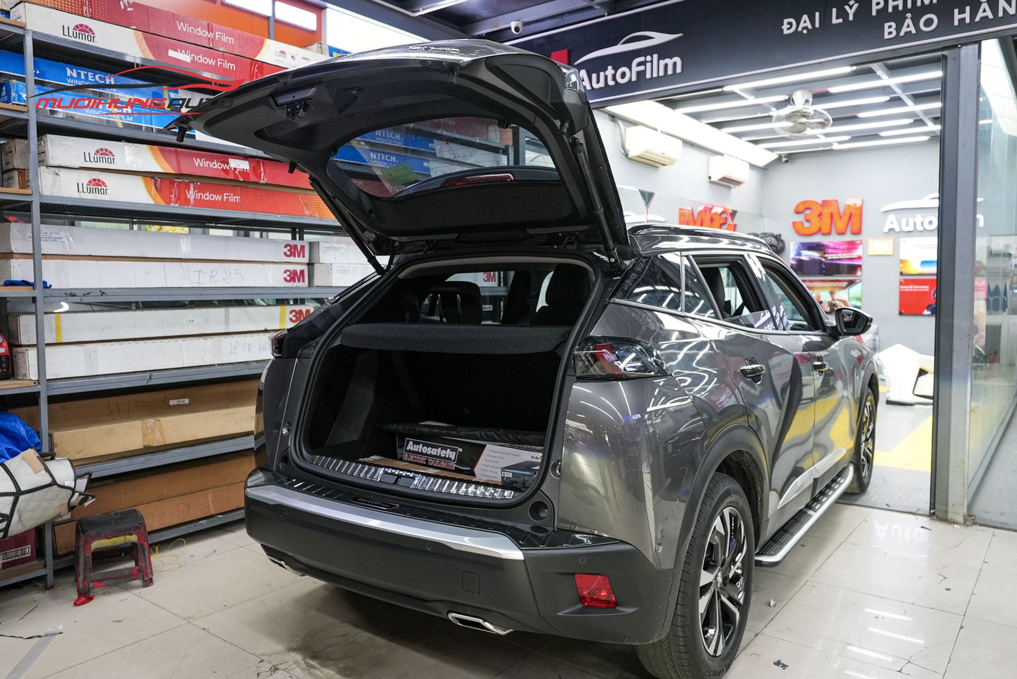 Cốp điện ô tô Peugeot 2008