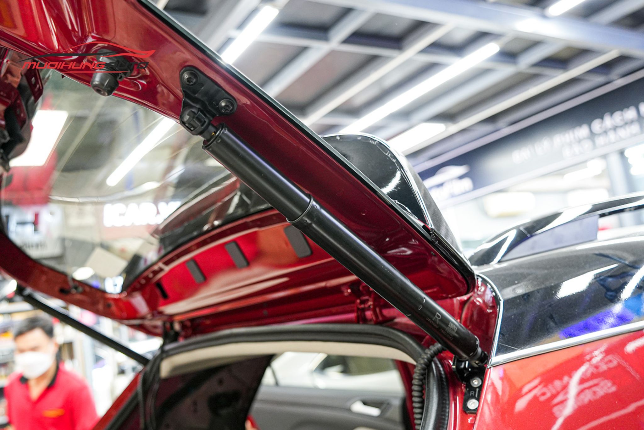 Cốp điện ô tô Volkswagen T-Cross