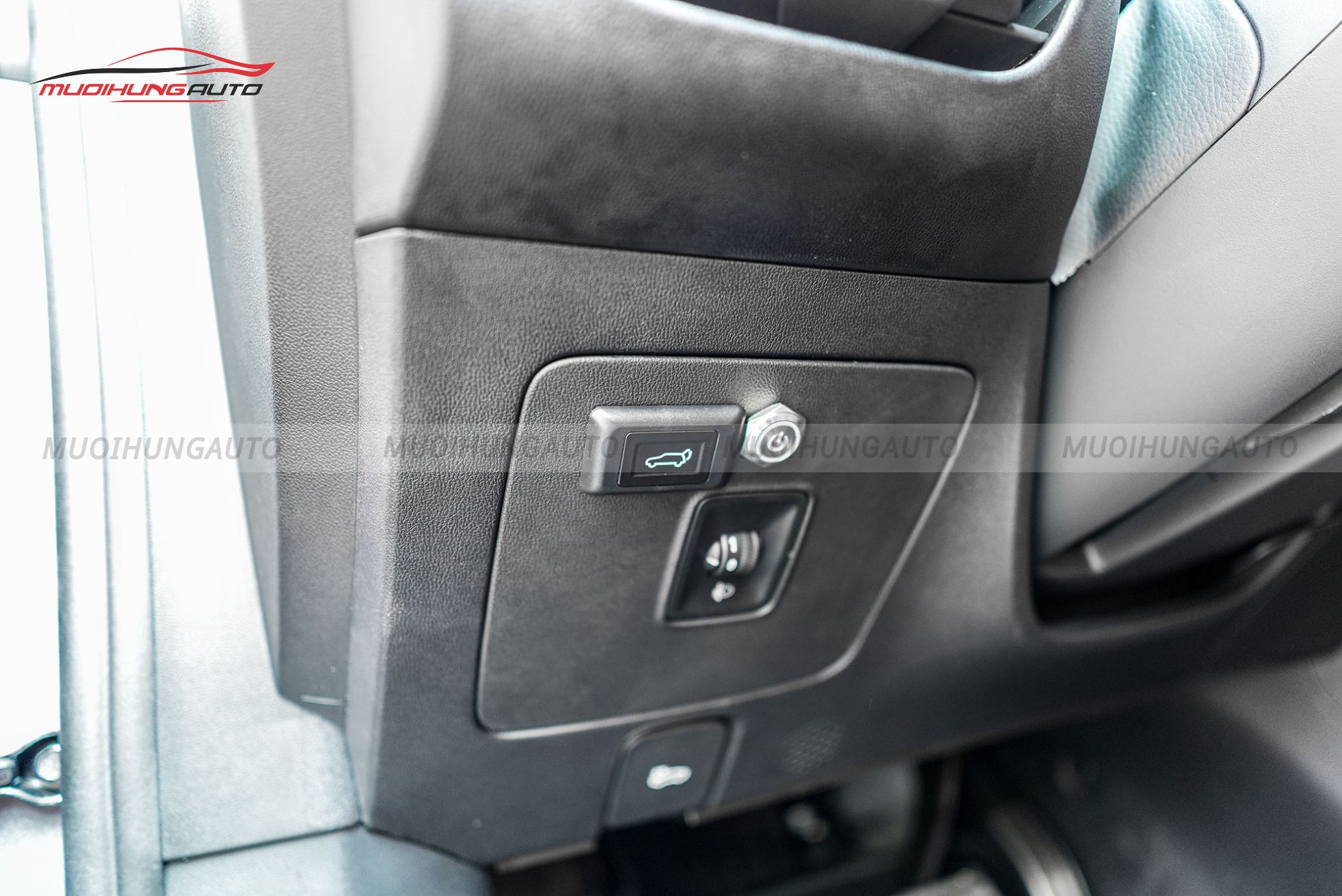 Cốp điện xe hơi MG MG7 2024