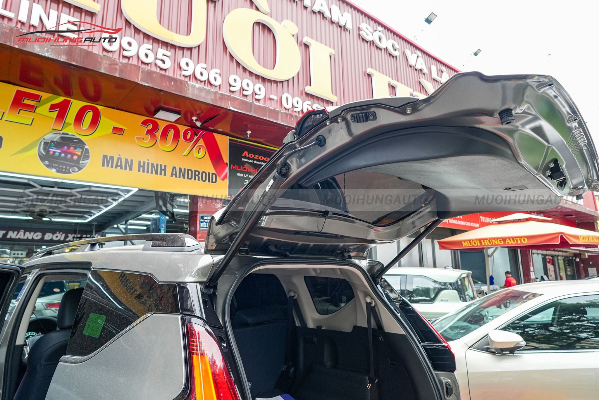 Cốp điện xe hơi Mitsubishi Xpander Cross 2024