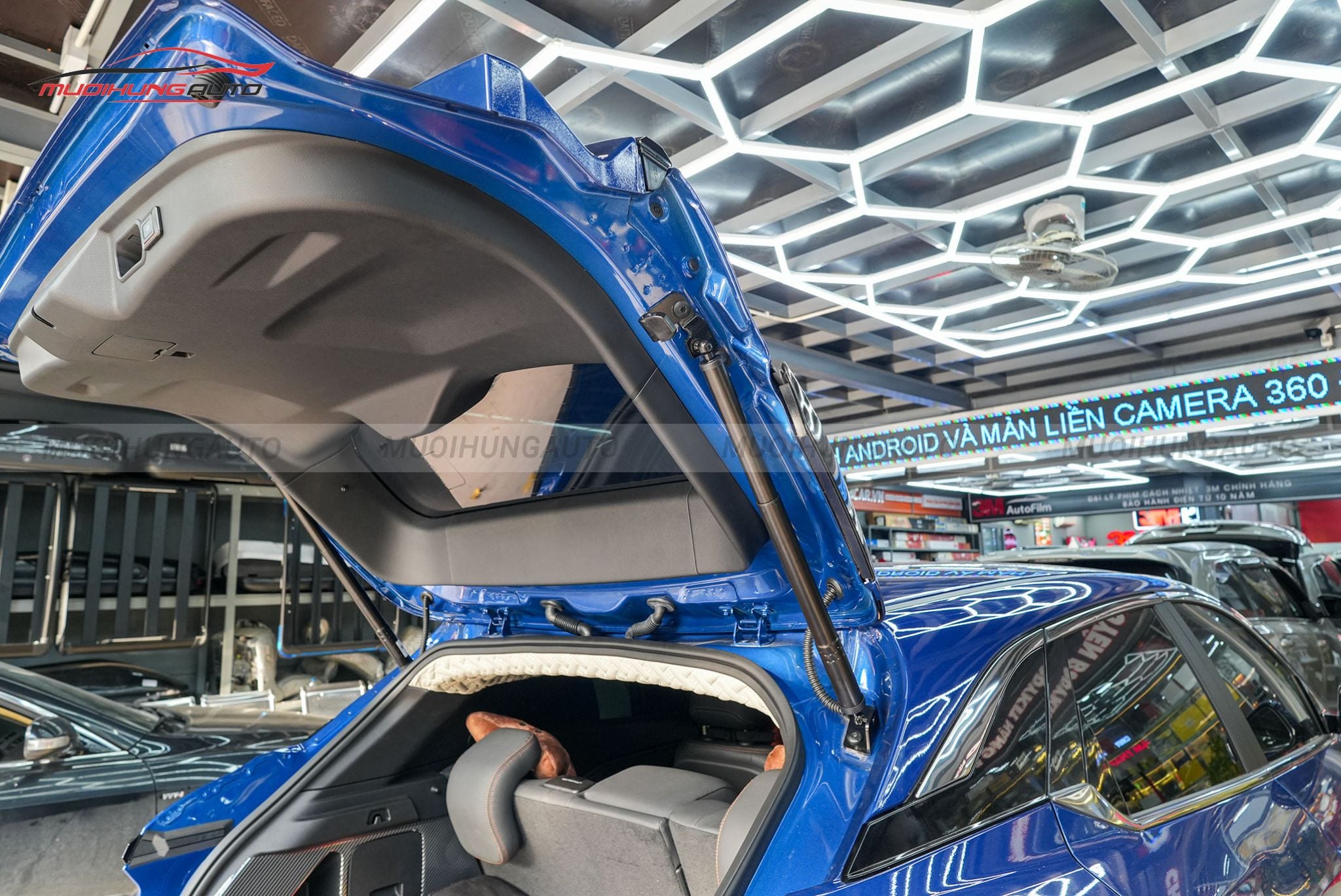 Cốp điện xe hơi Vinfast VF6 2024