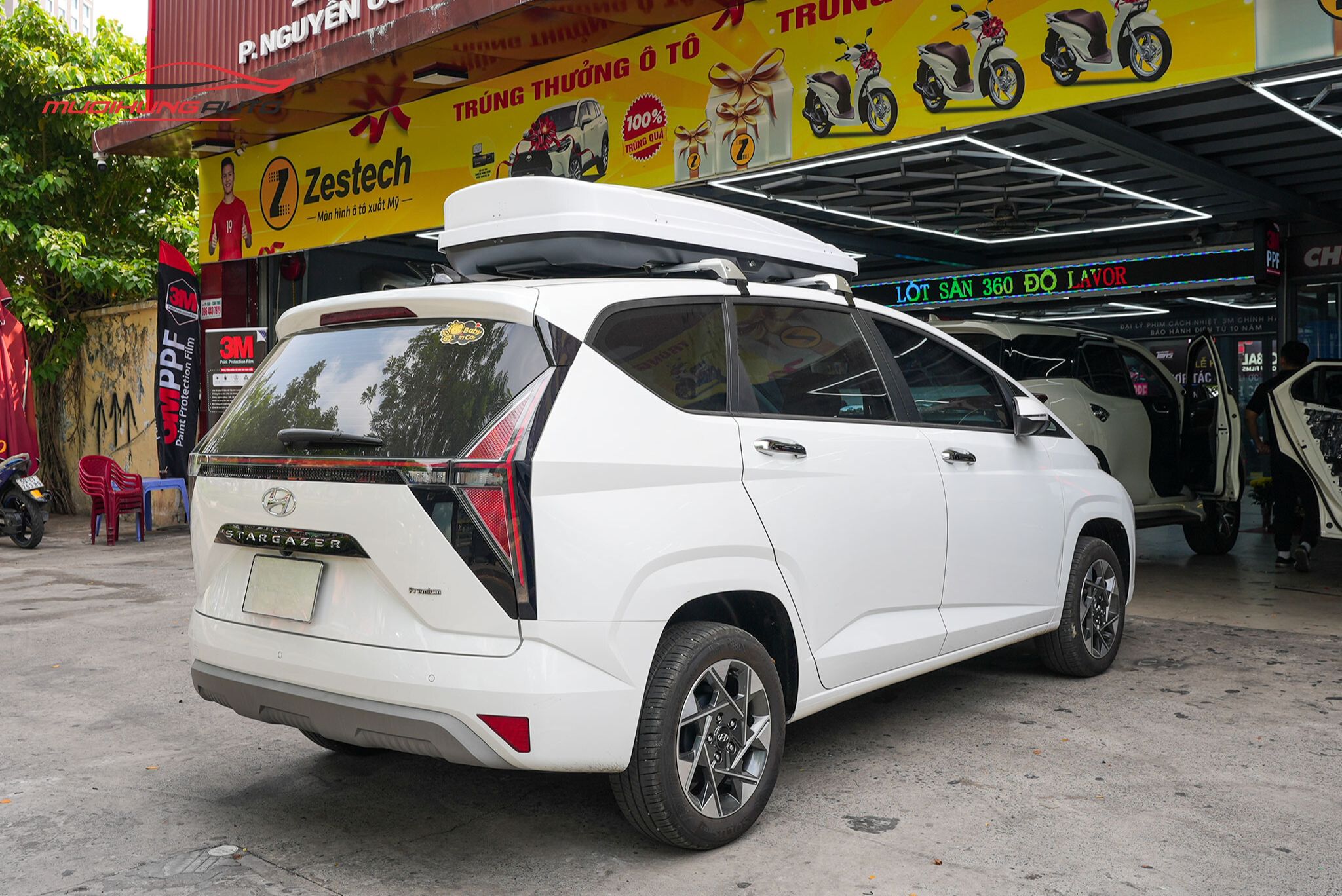 Cốp nóc cho xe Hyundai Stargazer