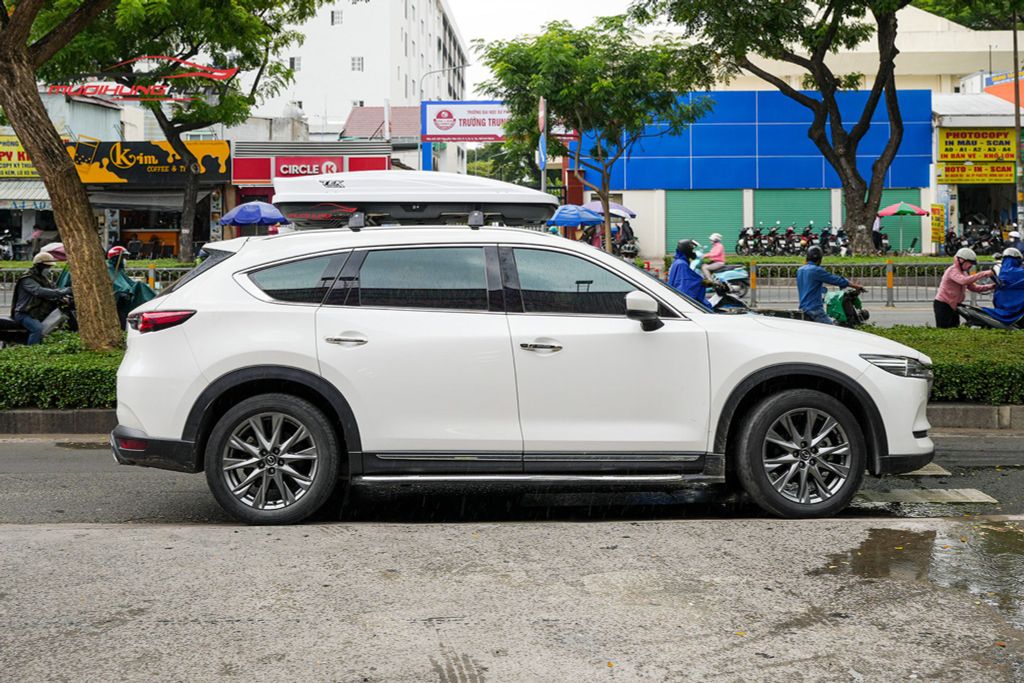 Cốp nóc ô tô 700L