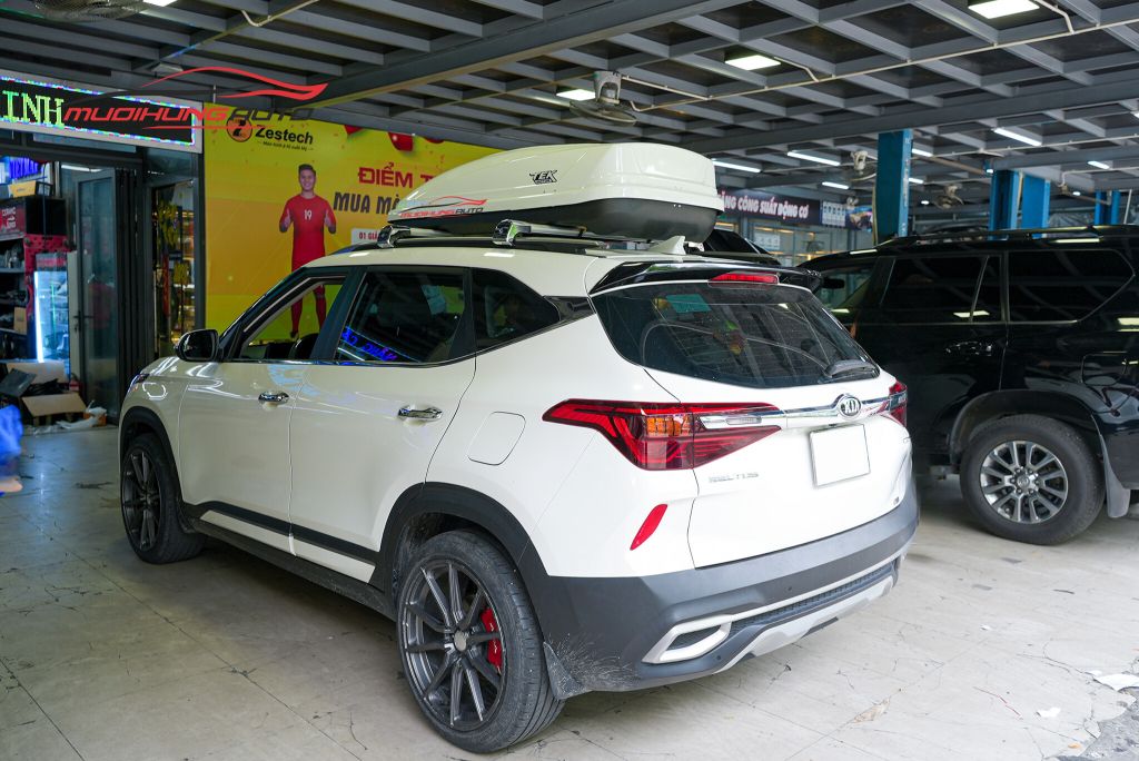 Cốp nóc phi thuyền Kia Seltos