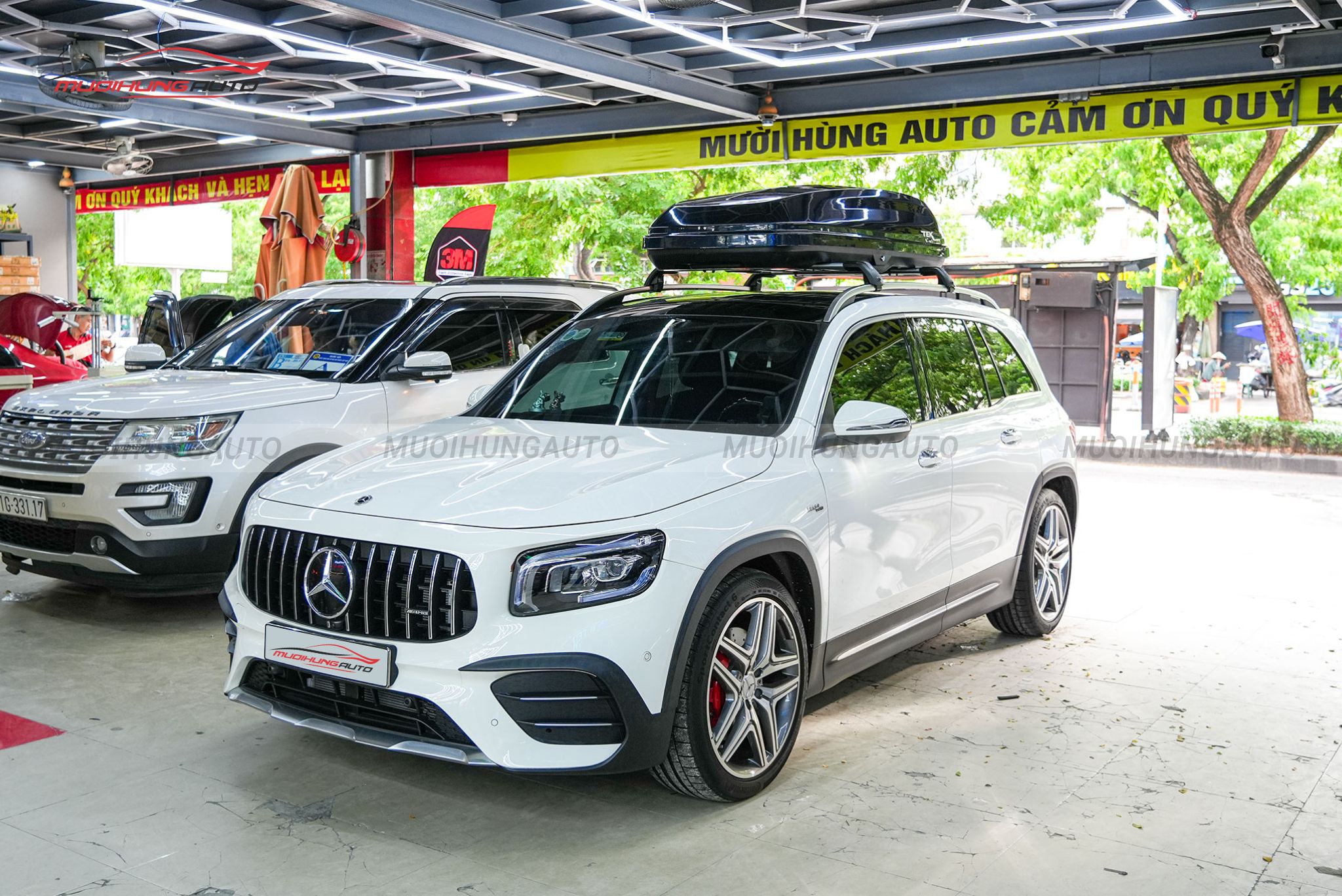 Cốp nóc phi thuyền Mercedes GLB35 2022