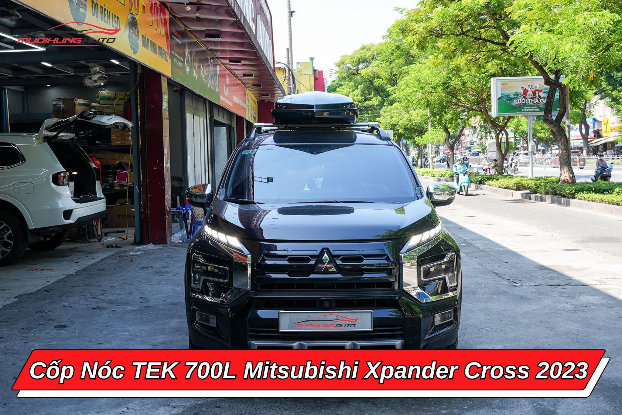 Cốp nóc phi thuyền TEK 700l xe Mitsubishi Xpander Cross 2023