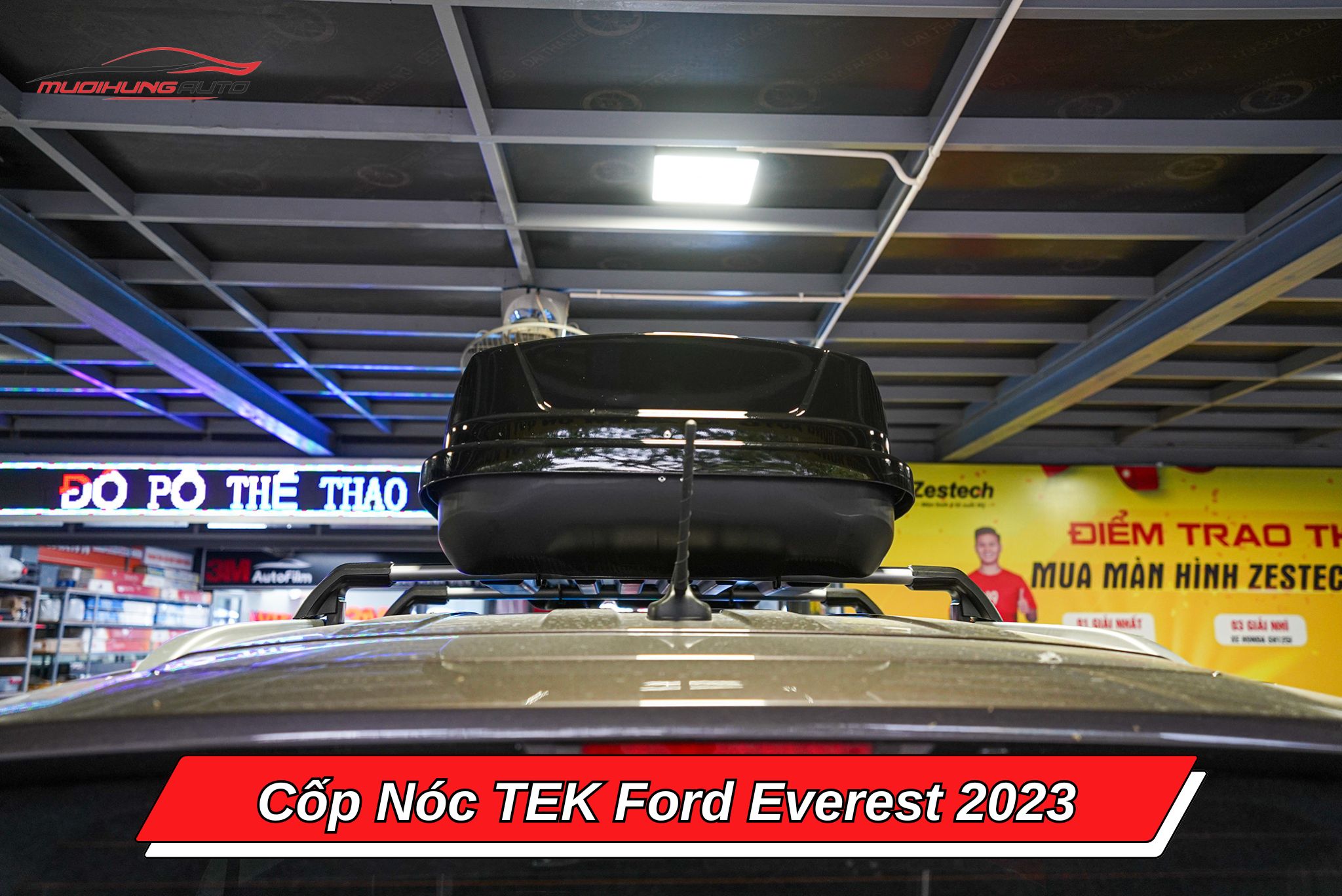 Cốp nóc phi thuyền TEK xe Ford Everest 2023
