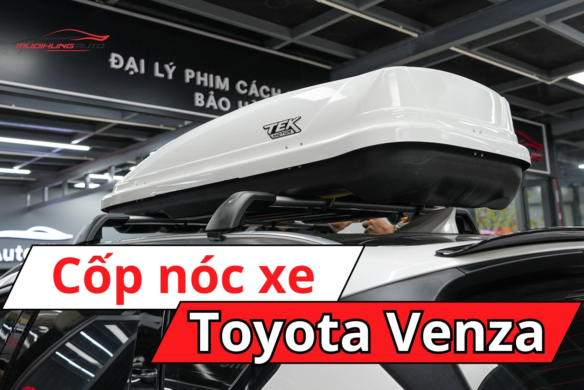 Cốp nóc phi thuyền Toyota Venza