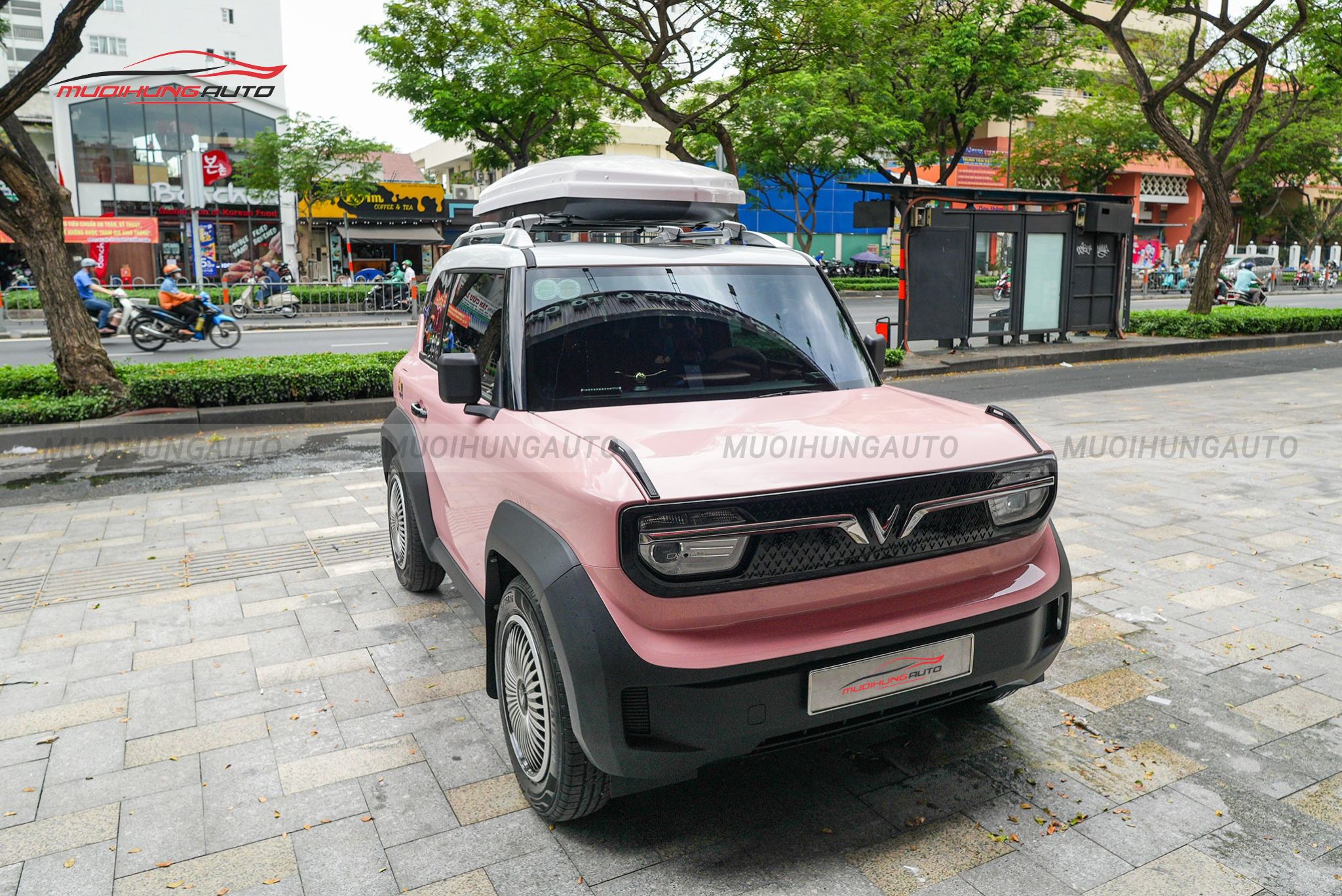 Cốp nóc phi thuyền Vinfast VF3