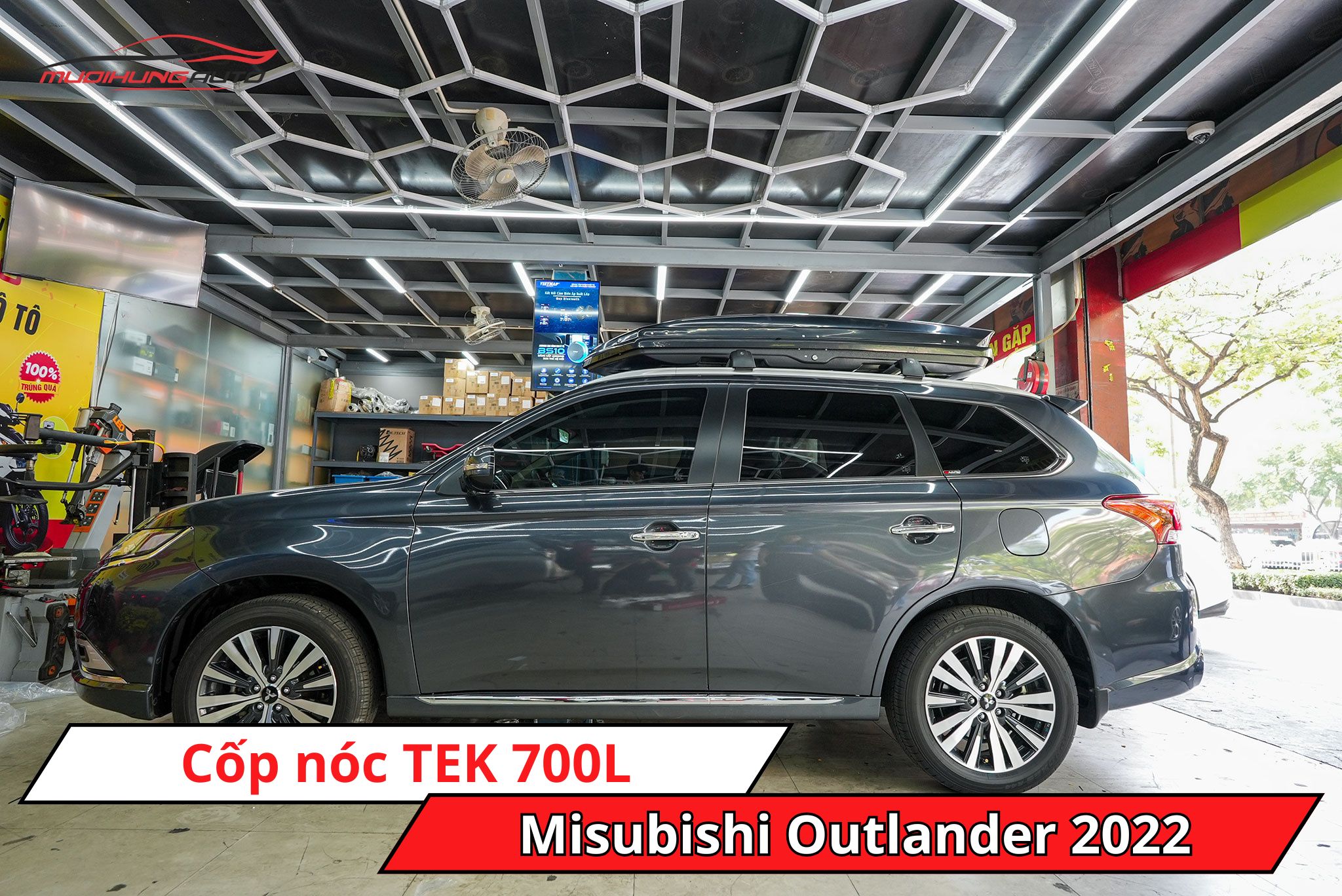 Cốp nóc TEK 700L cho xe Mitsubishi Outlander 2022