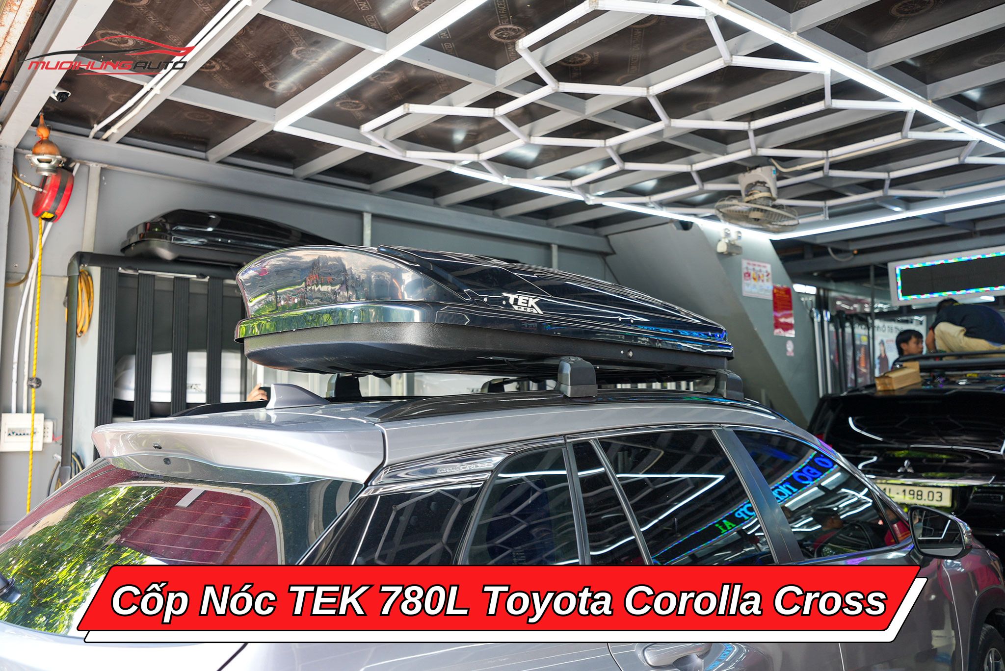 Cốp nóc TEK 780l xe Toyota Corolla Cross