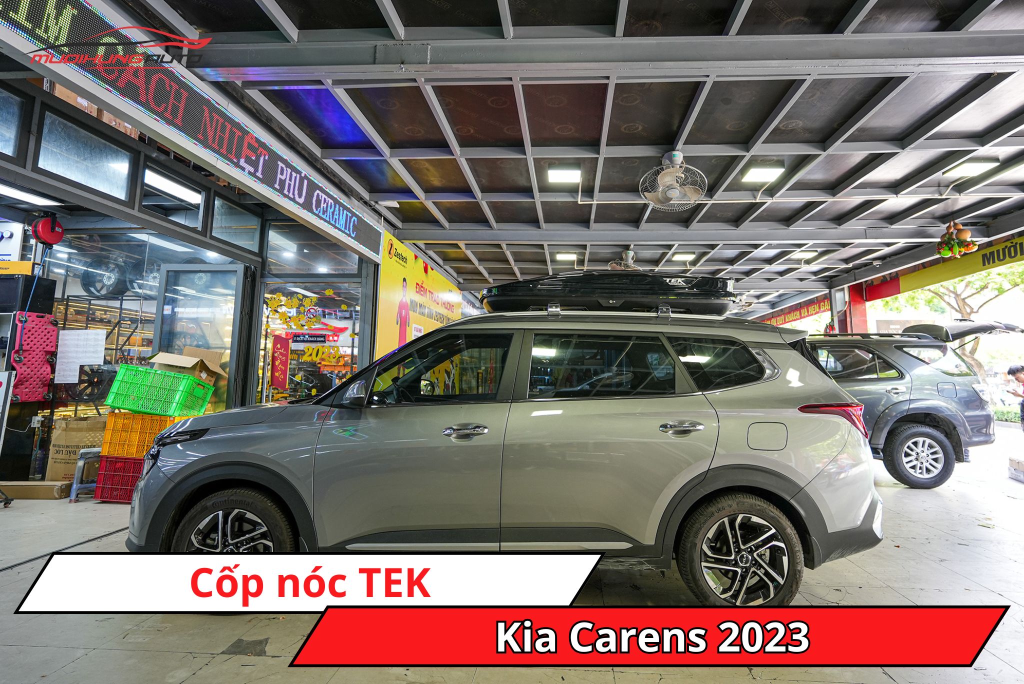 Cốp nóc TEK cho xe Kia Carens 2023
