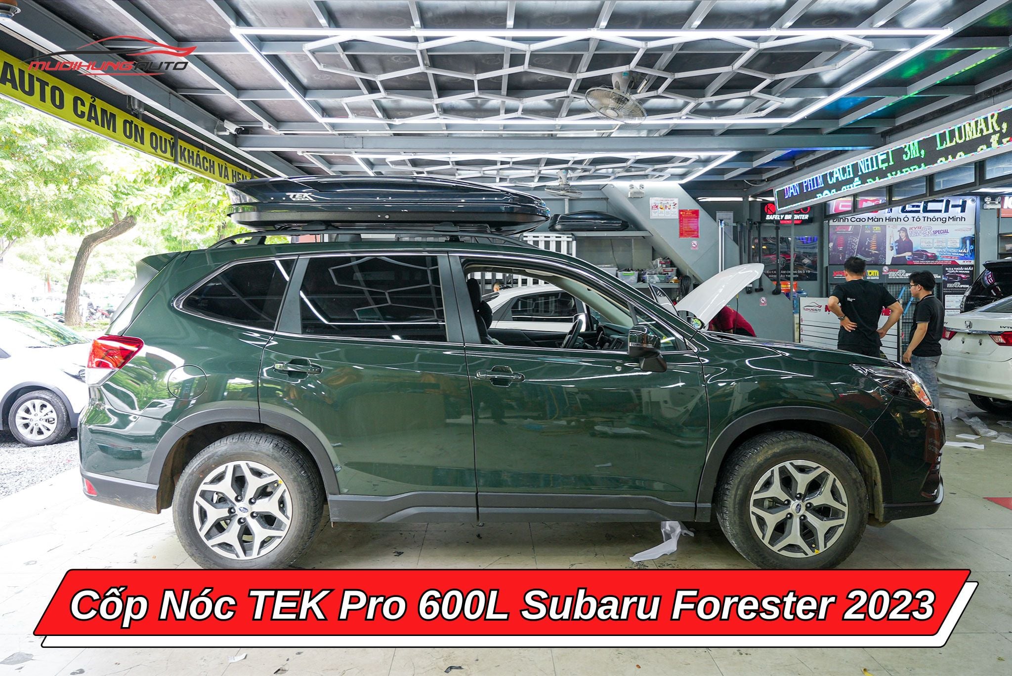 Cốp nóc TEK Pro 600L cho xe Subaru Forester 2023