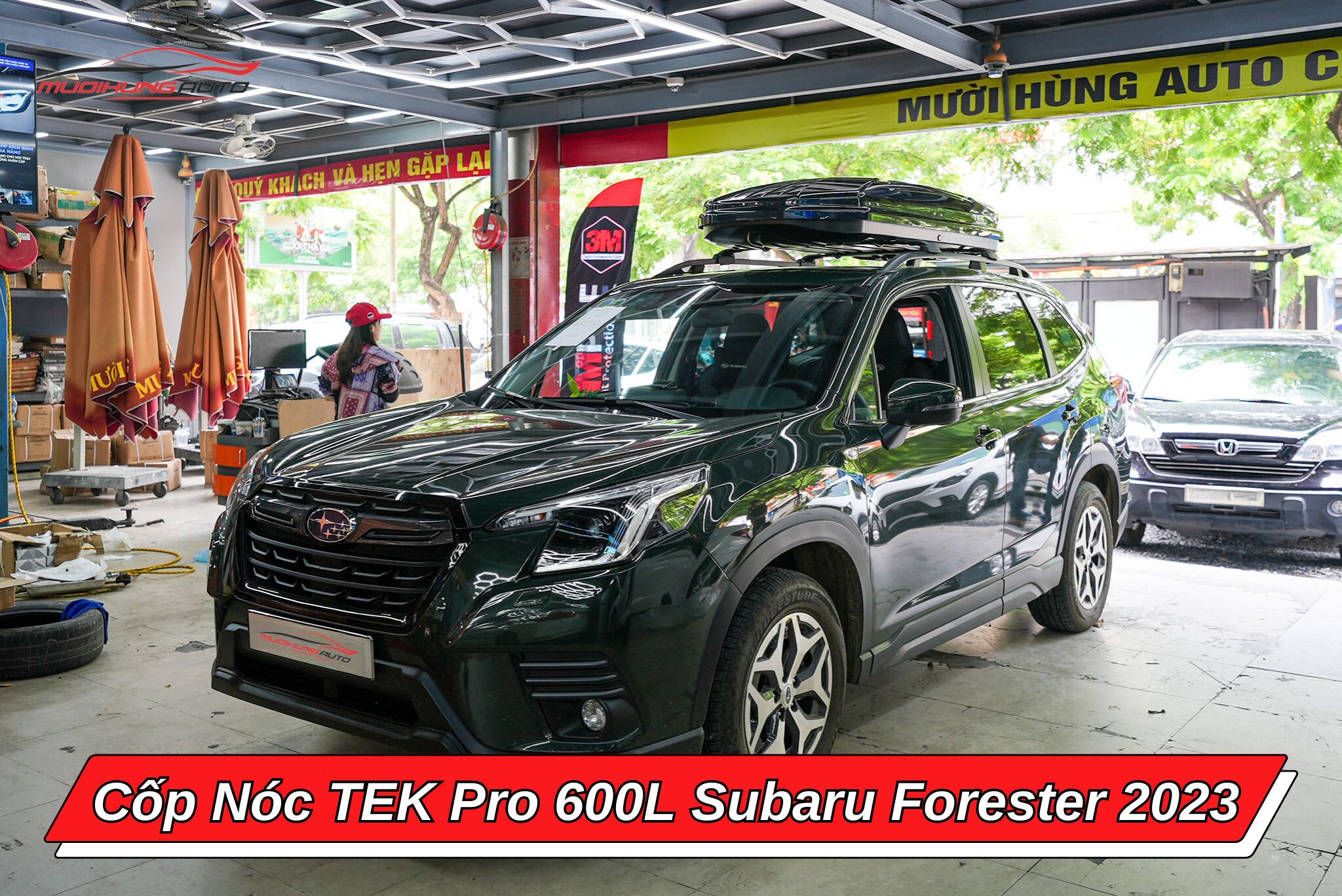 Cốp nóc TEK Pro 600L xe Subaru Forester 2023