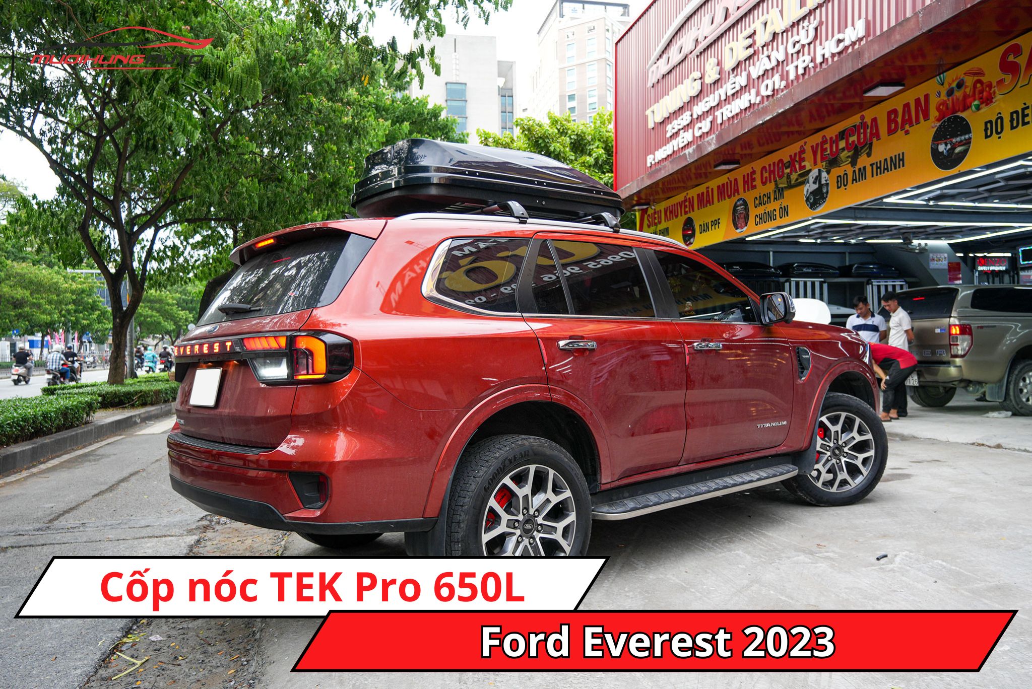 Cốp nóc TEK Pro 650L xe Ford Everest 2023