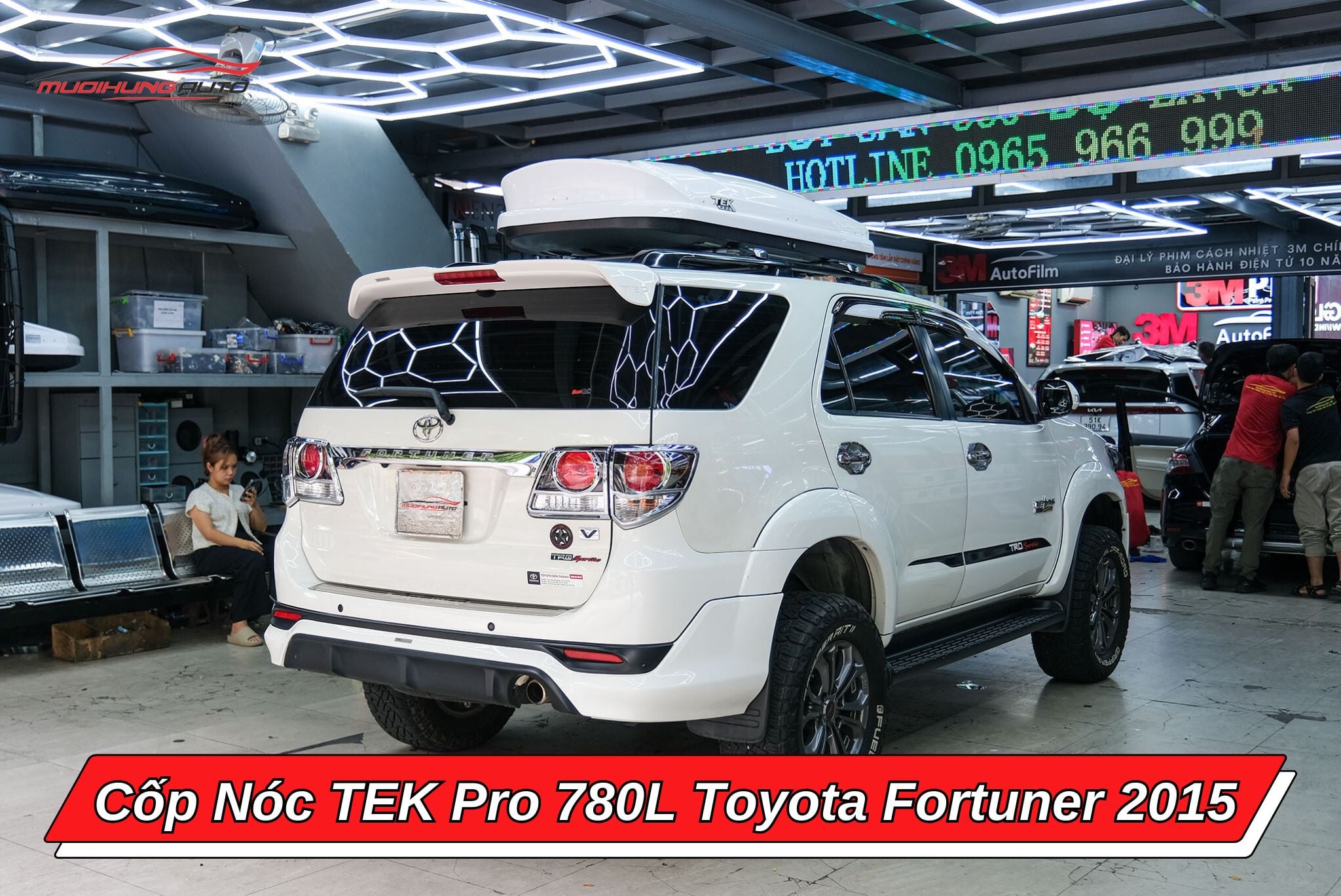 Cốp nóc TEK Pro 780L cho Toyota Fortuner 2015